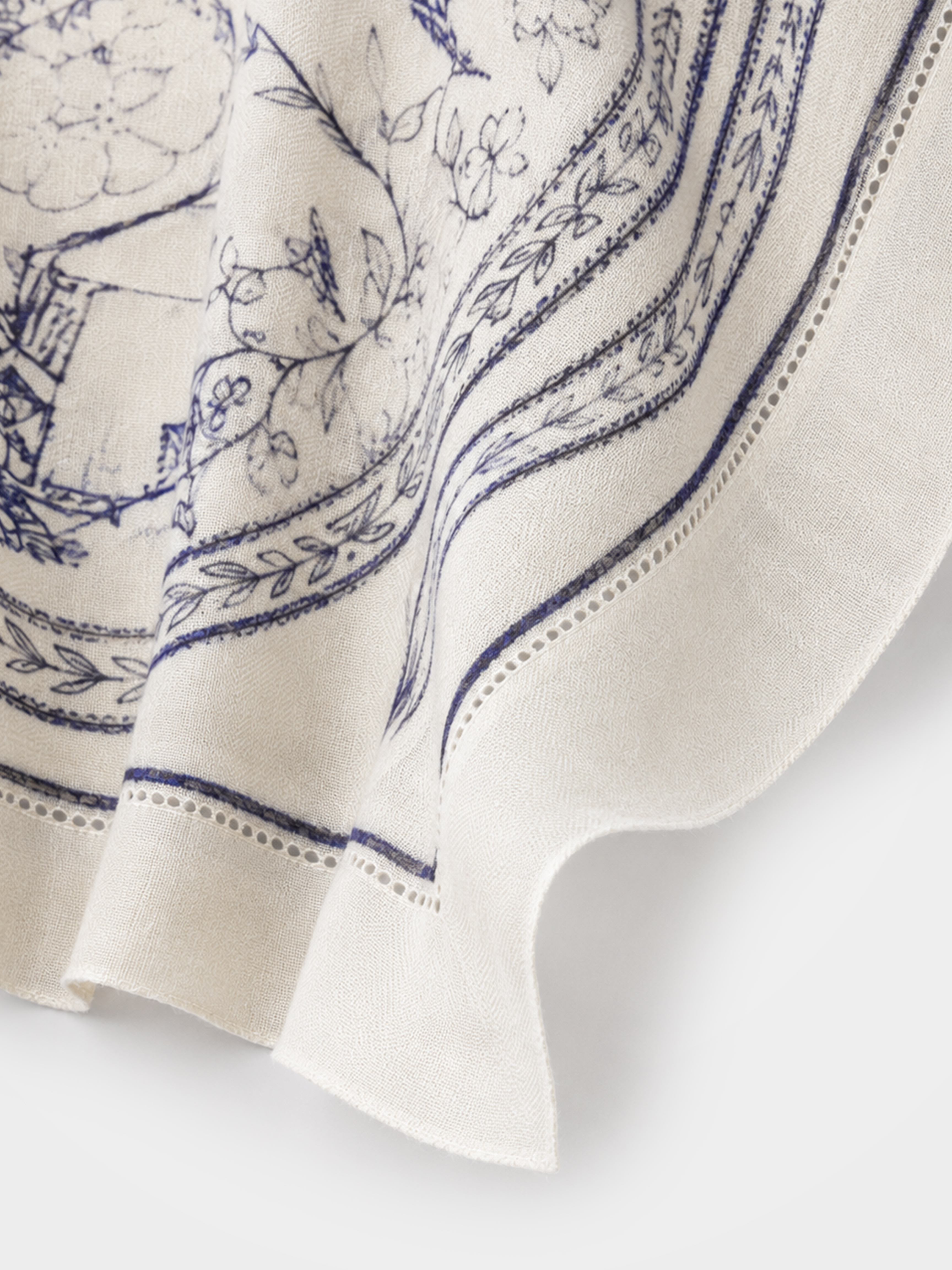100% Cashmere Labyrinth Square Scarf Textured Wrap