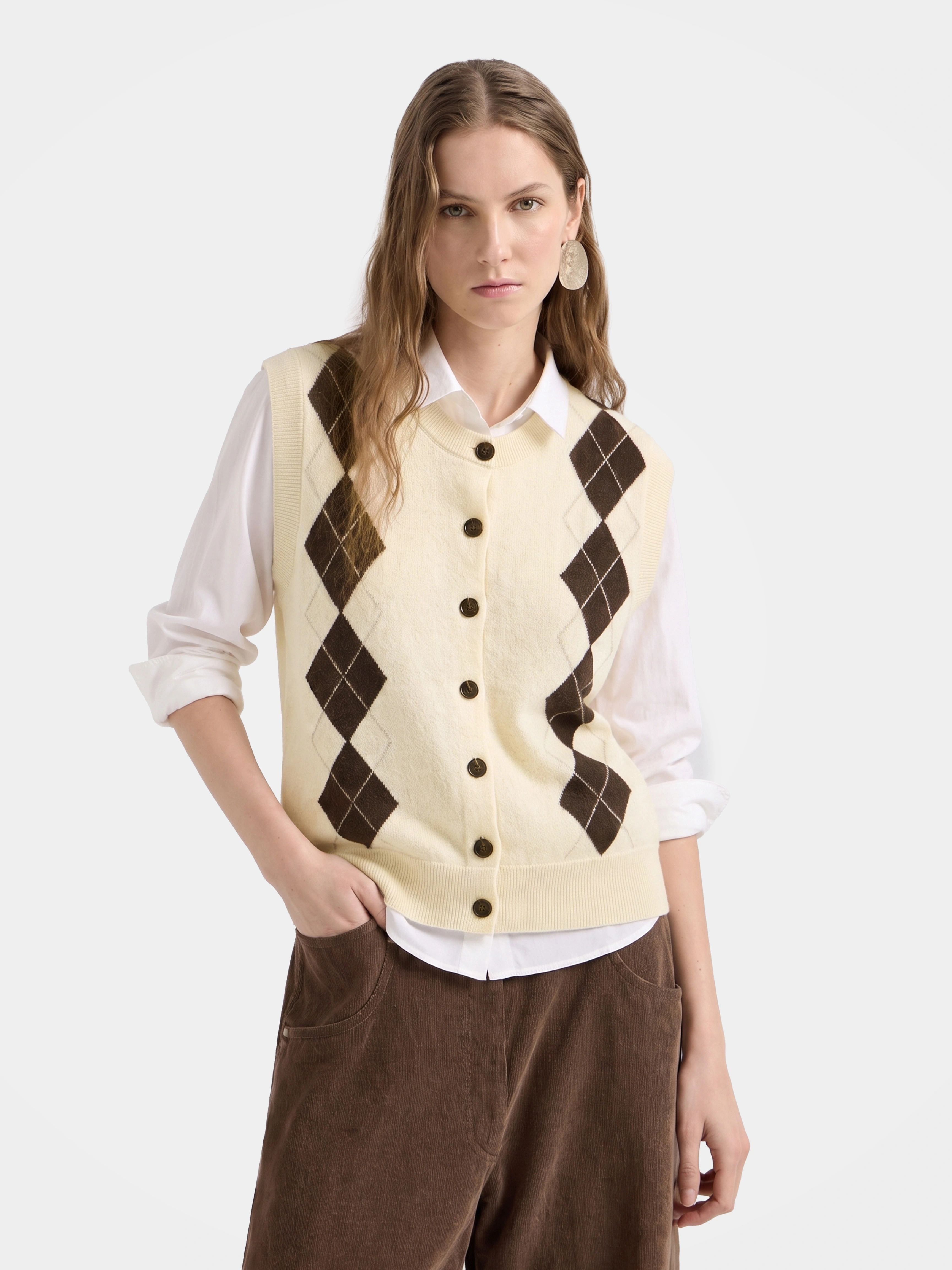 100% Cashmere Argyle Button-Front Sweater Vest