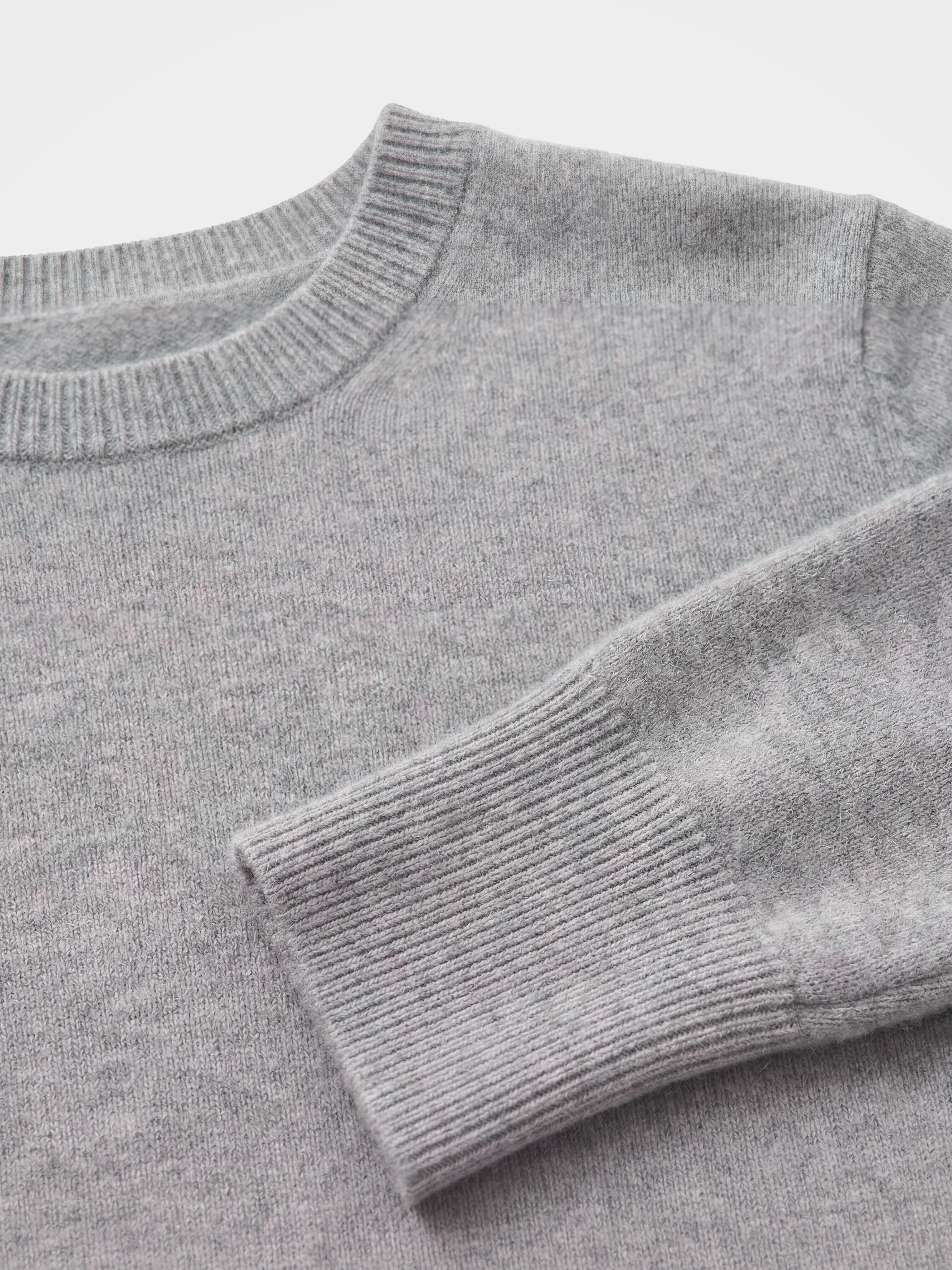 100% Mongolian Cashmere Crewneck Sweater