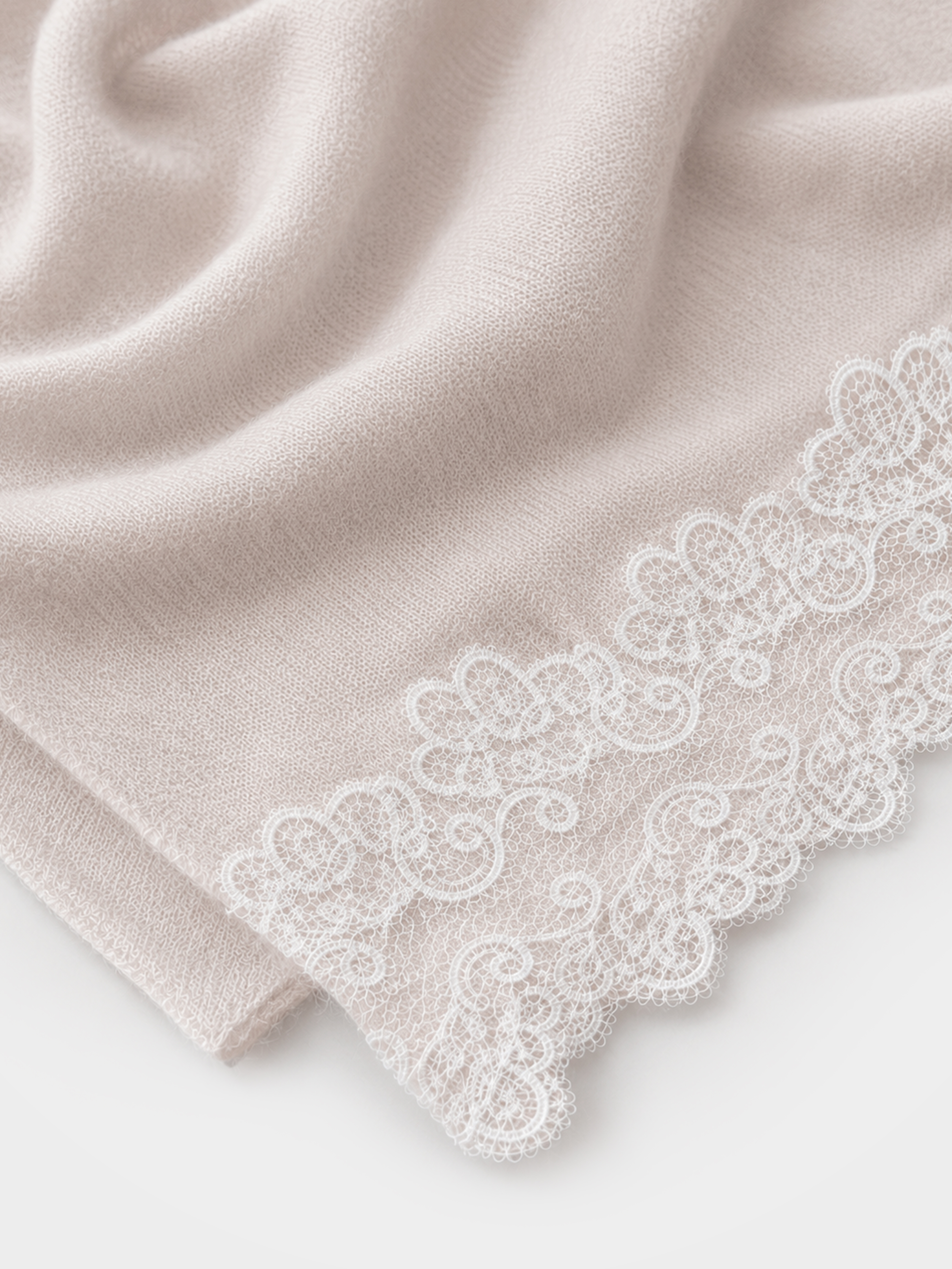 Feminine Cashmere Lace Trim Scarf