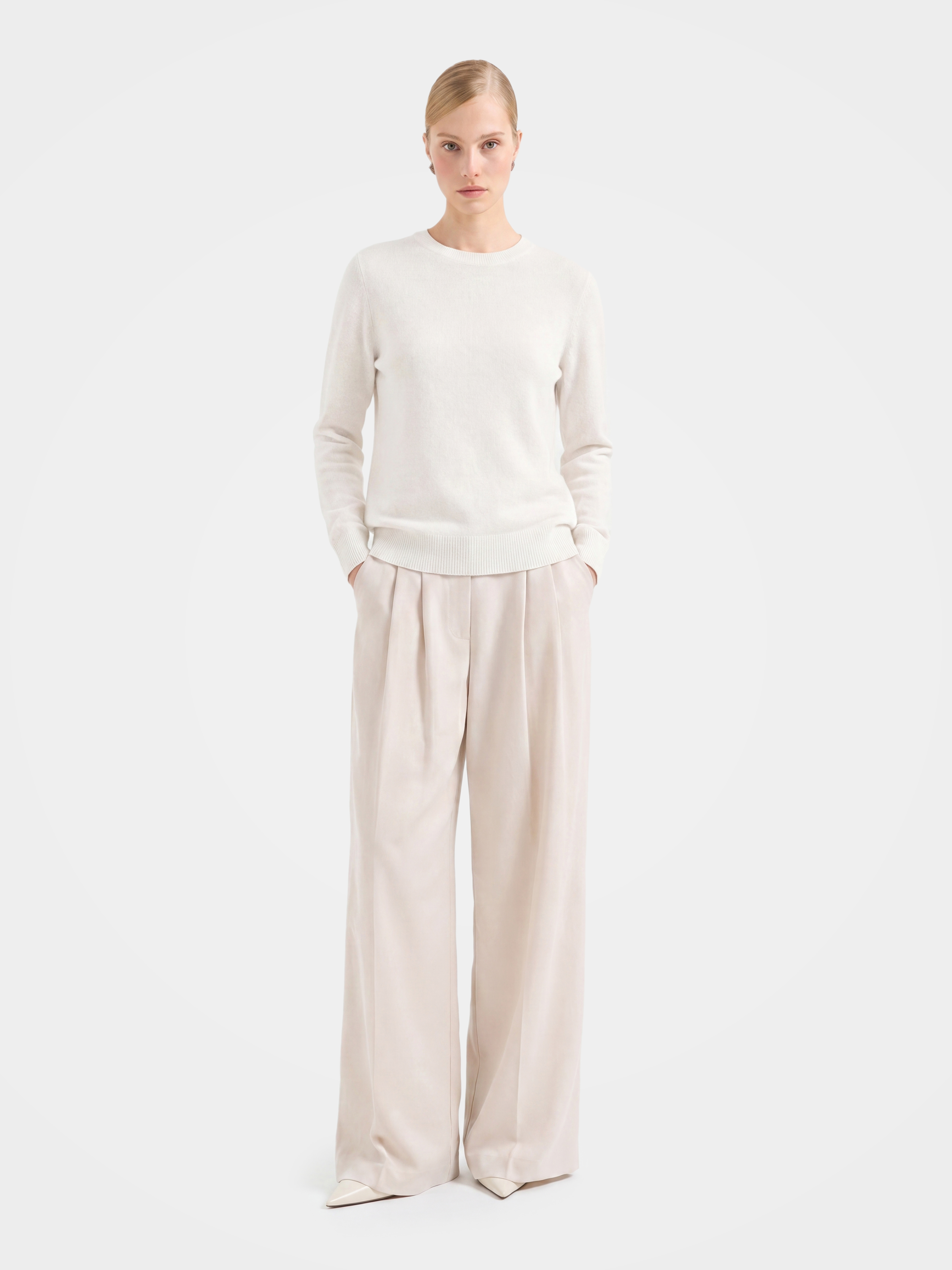100% Mongolian Cashmere Crewneck Sweater