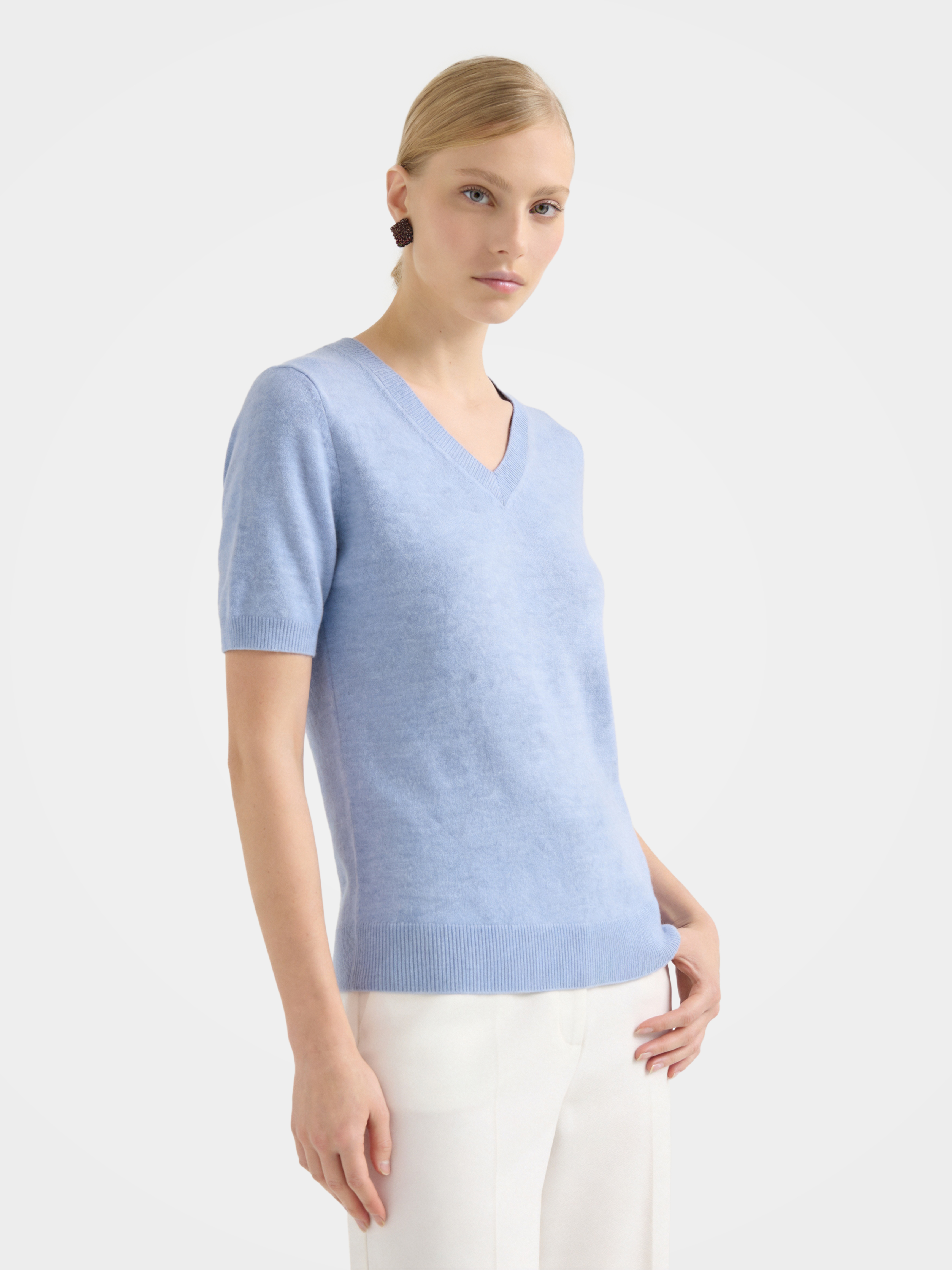 Lightweight Cashmere V Neck Short Sleeve Sweater