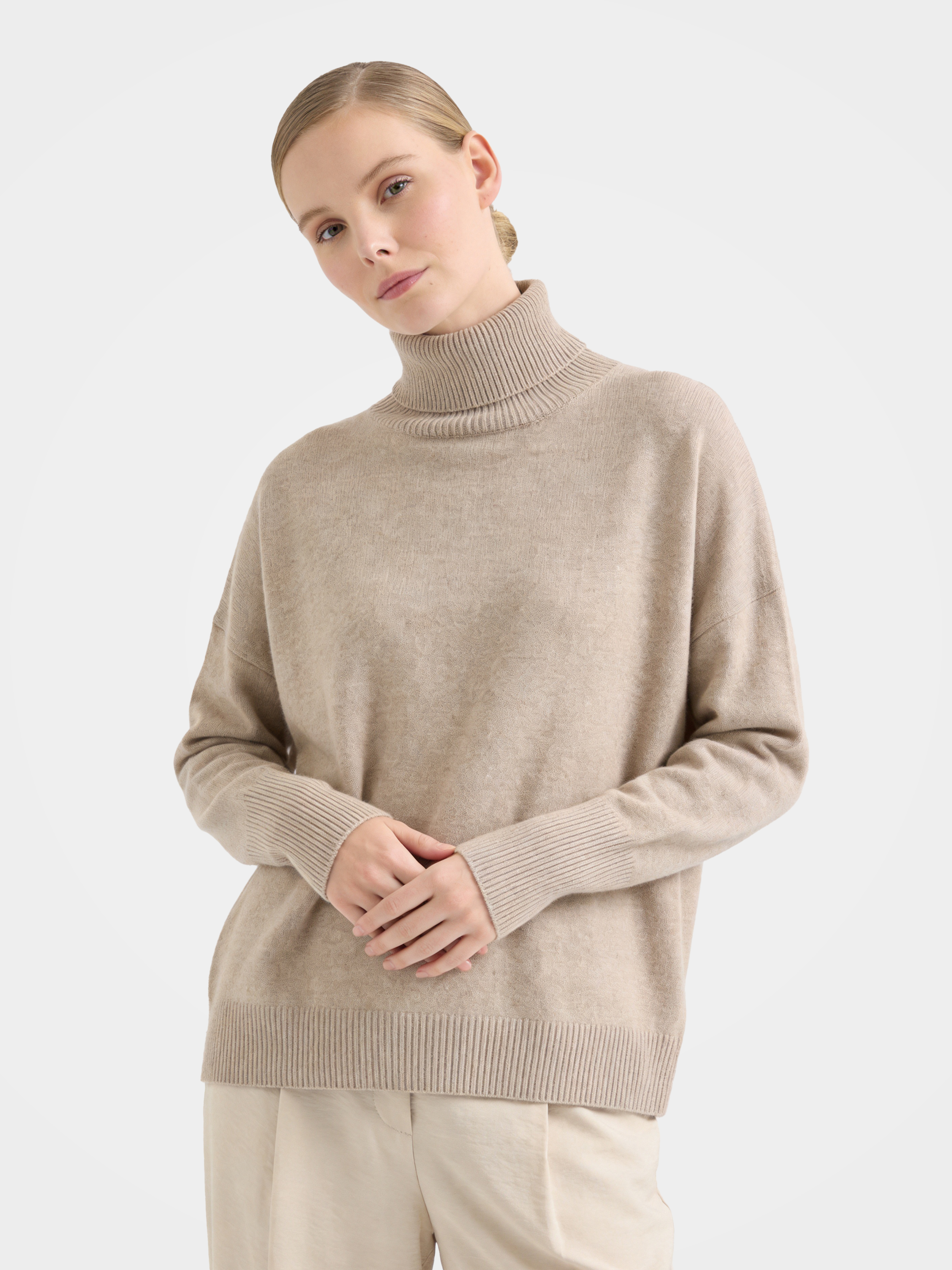 Warm 100% Cashmere Knit Turtleneck Sweater