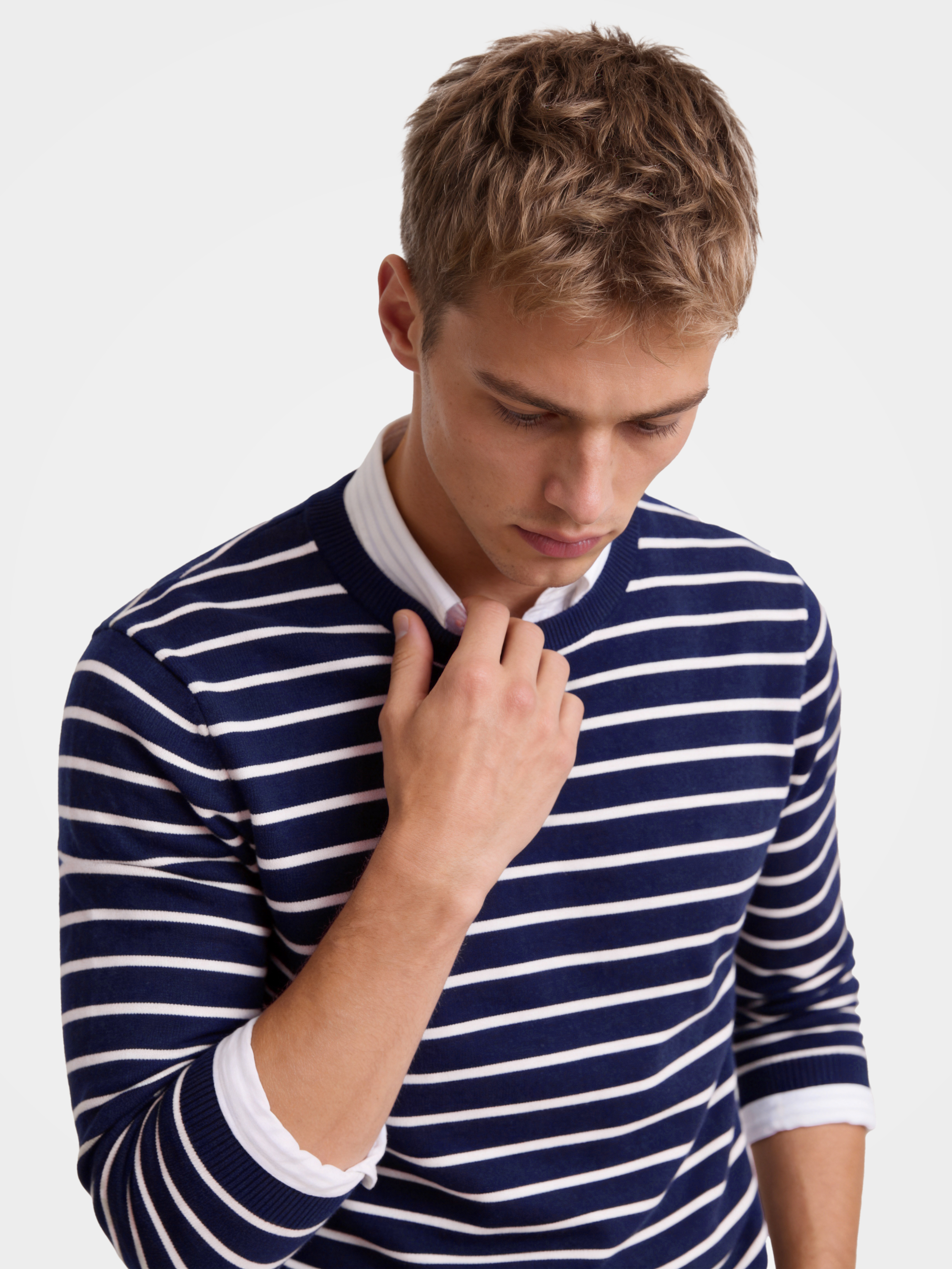 Men’s 100% Cashmere Crew Neck Flag Embroidery Jumper 