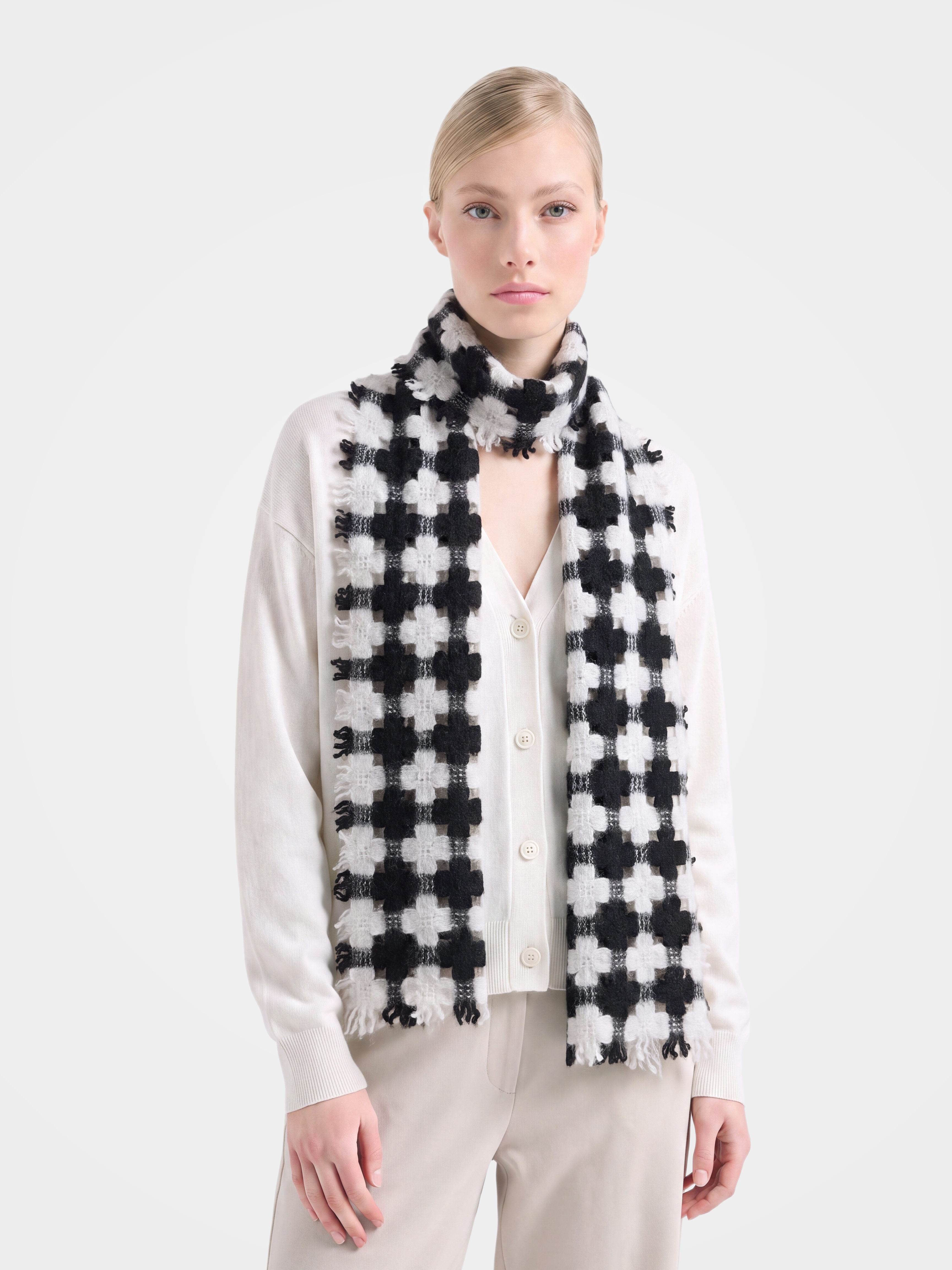 100% Cashmere Textured Check Fringe Long Scarf