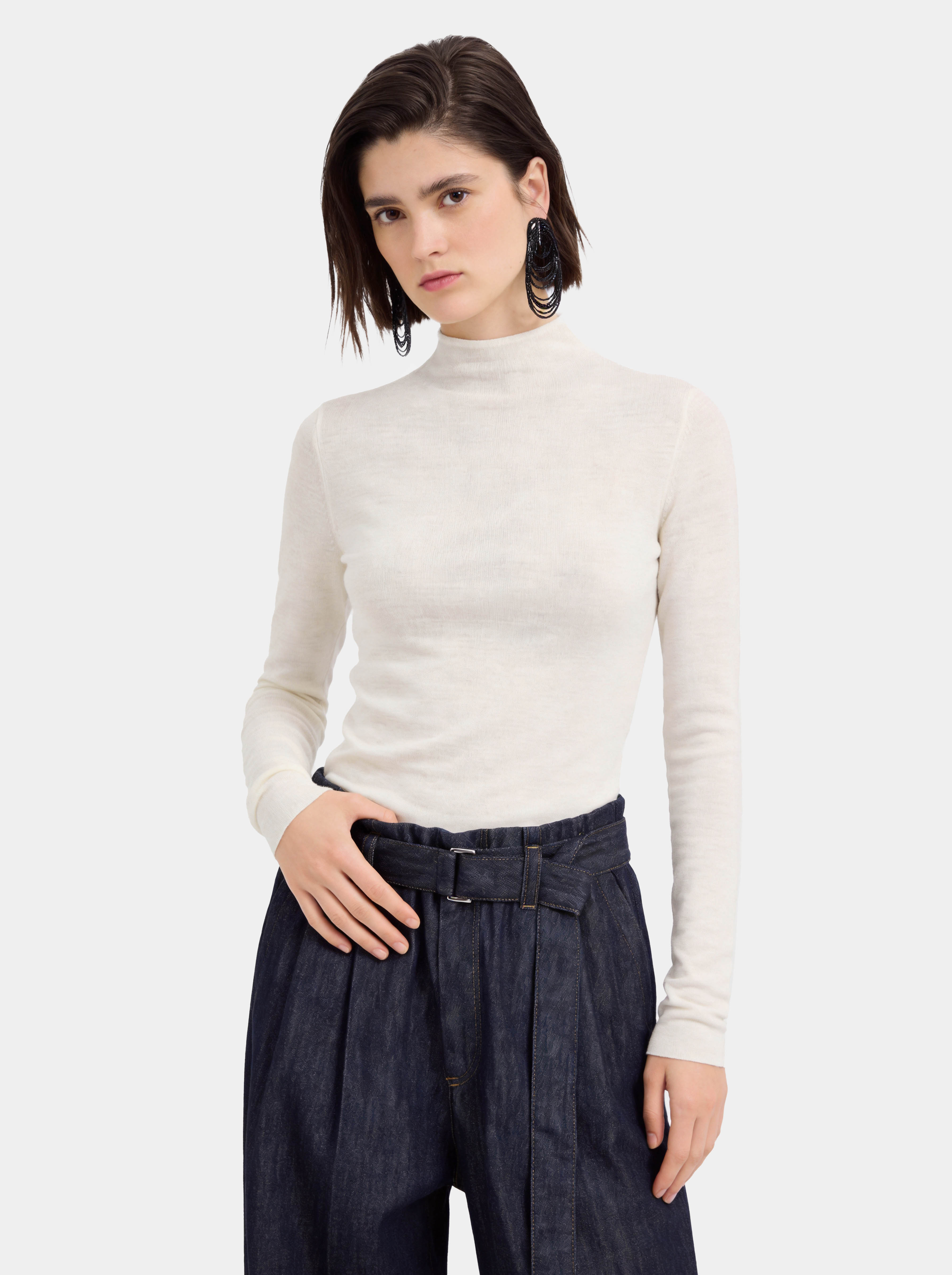 100% Wool Lightweight Mock Neck Slim Fit Long Sleeve Knit Top