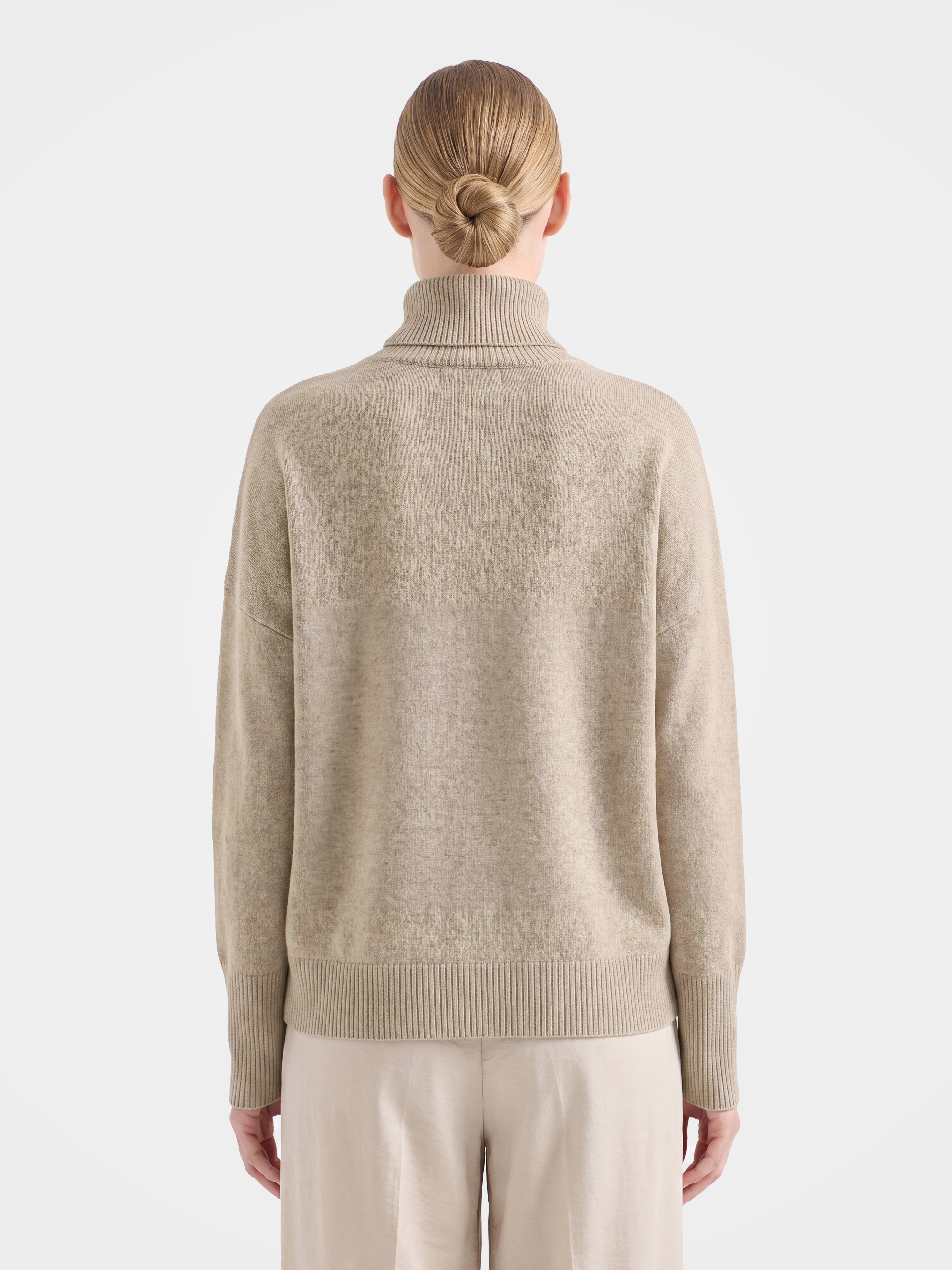 Warm 100% Cashmere Knit Turtleneck Sweater