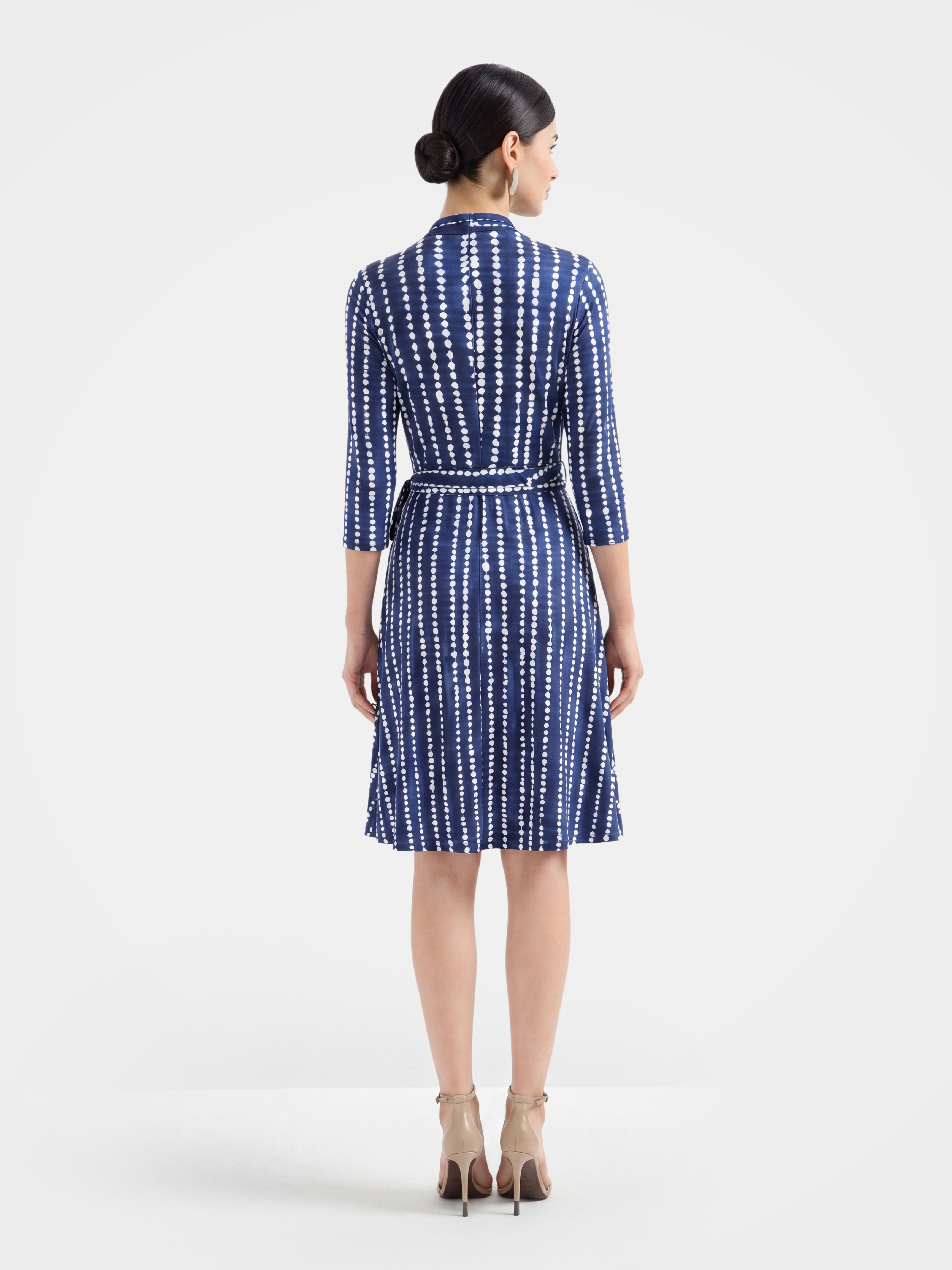 Luxurious 100% Mulberry Silk Printed Knee-length Wrap Dress