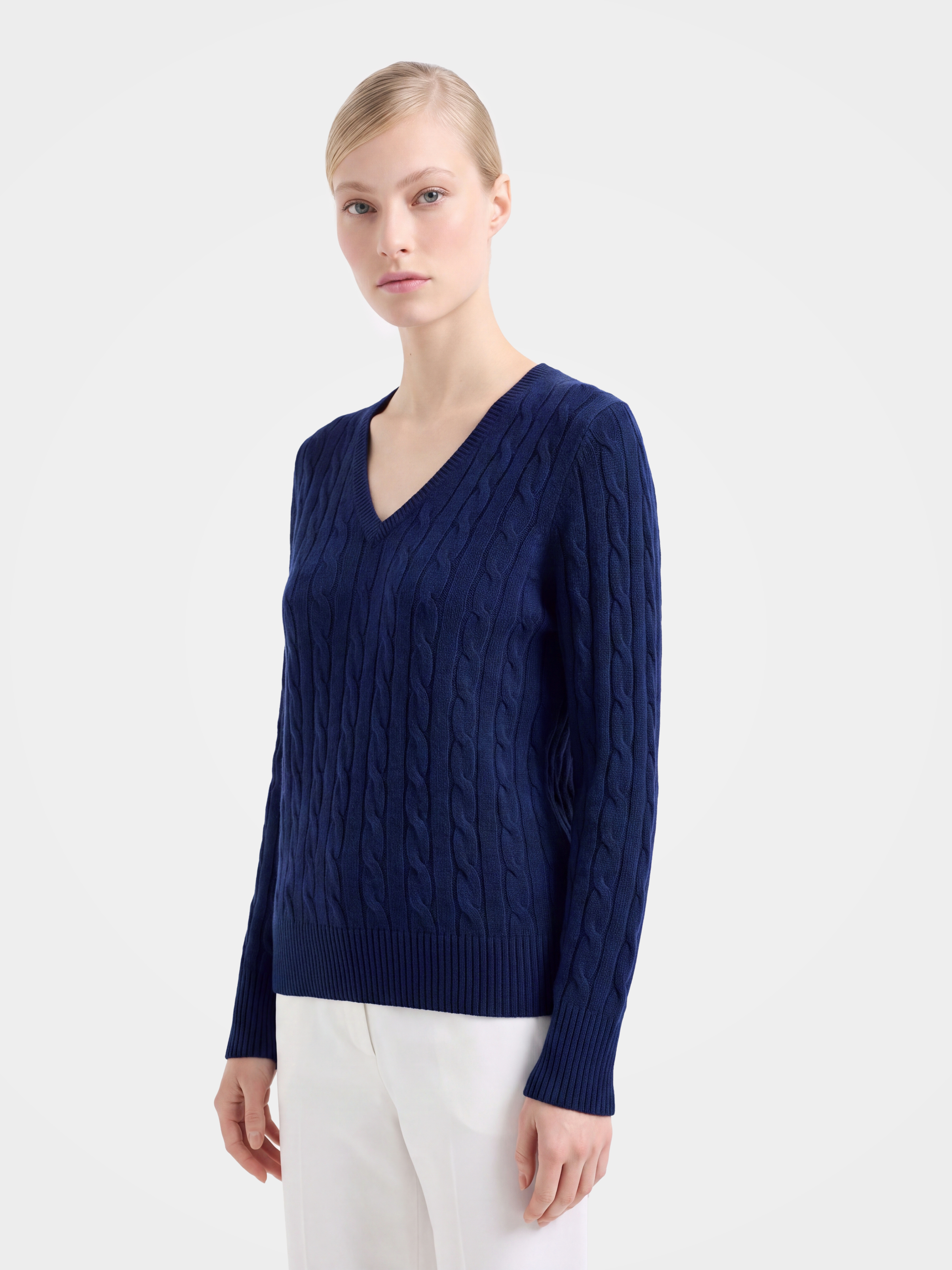 100% Mongolian Cashmere Classic Cable Knit V-Neck Sweater