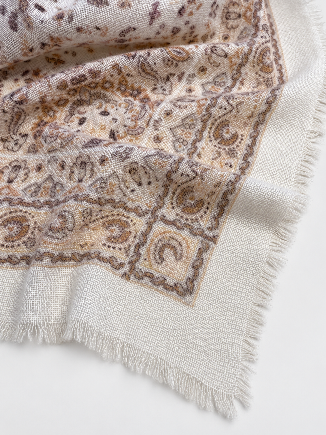 100% Cashmere Paisley Print Frayed Edge Long Scarf