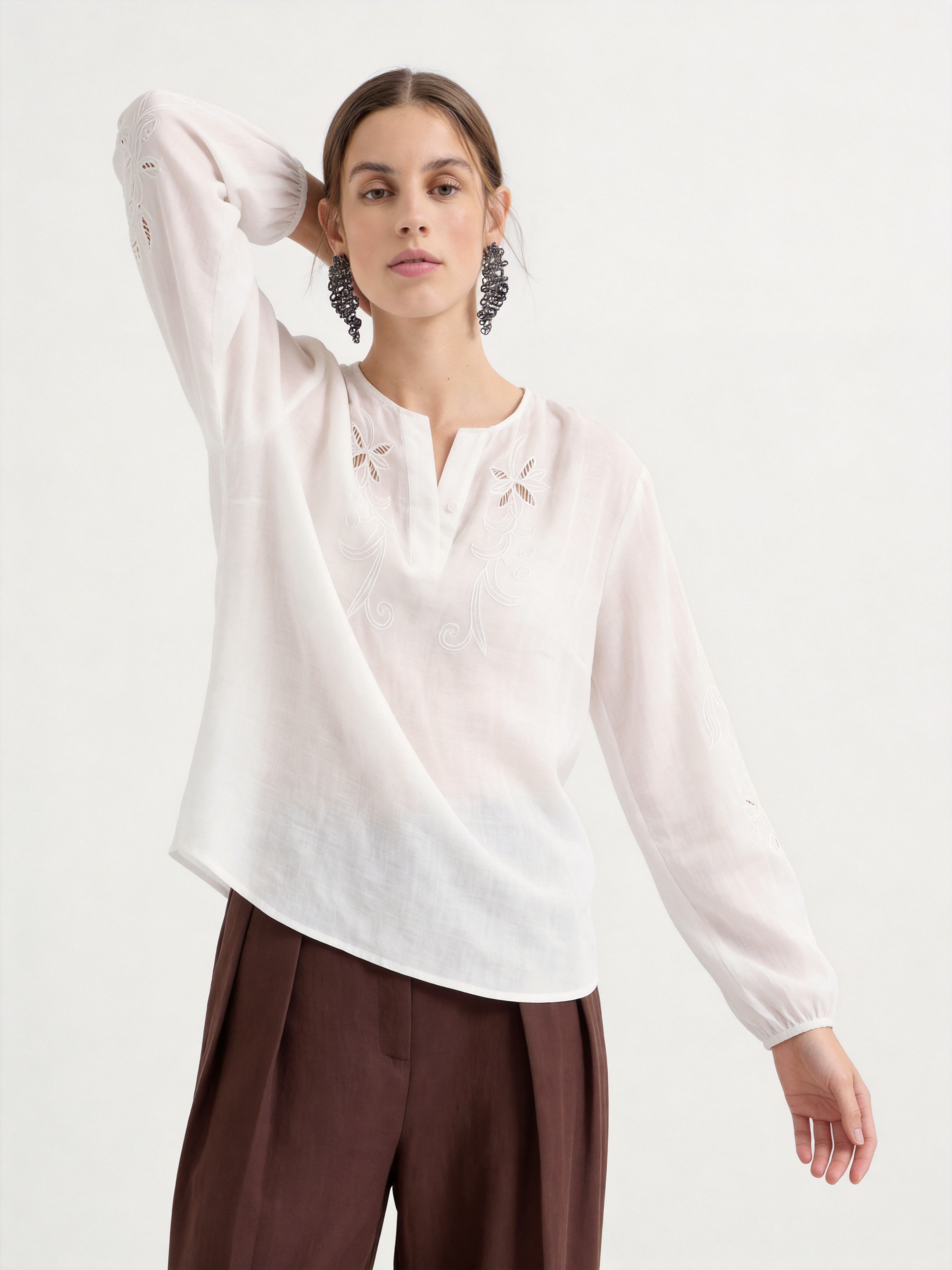 White Long Sleeve Embroidery Linen Shirt