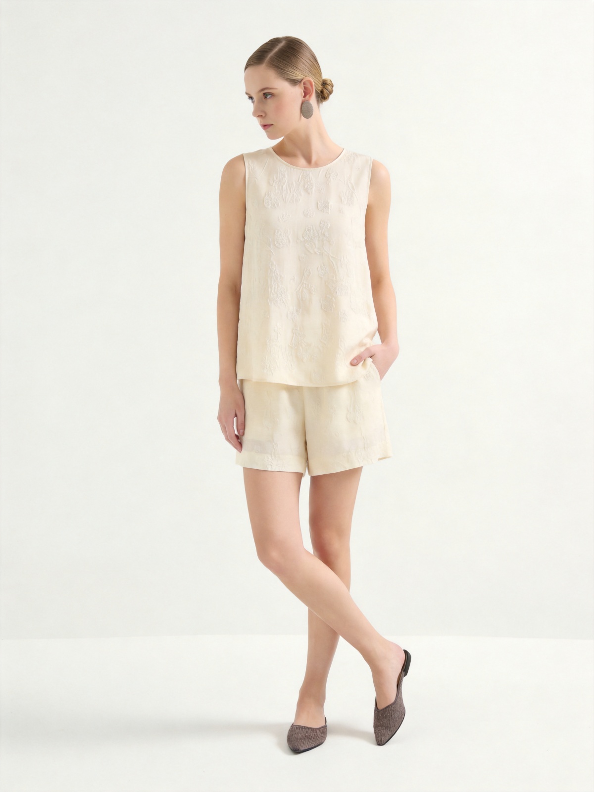 Beige Tencel Vest Top & Wide-Leg Short Pants Set