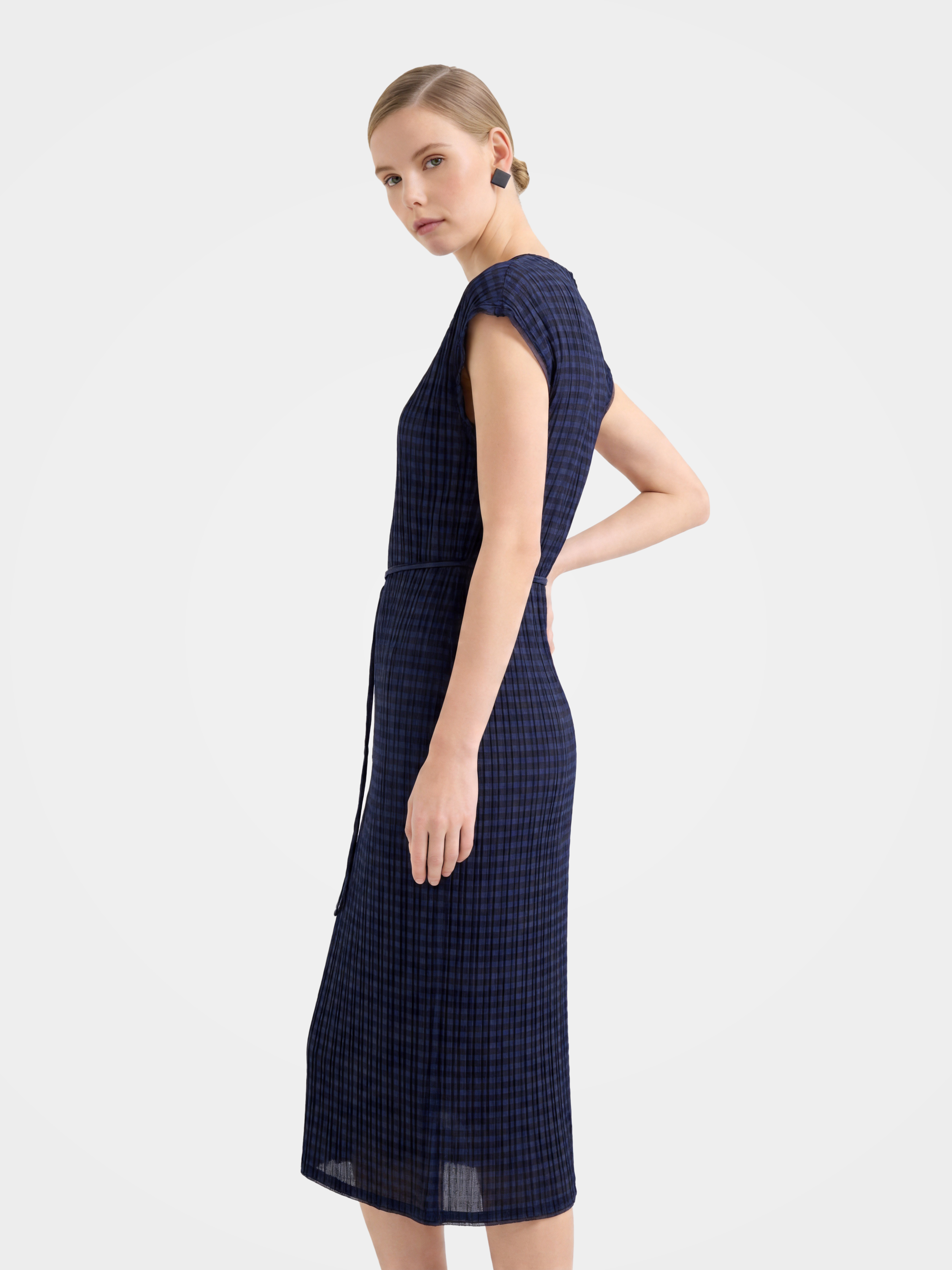 Textured Mulberry Silk Blend Short Sleeve Midi Dress