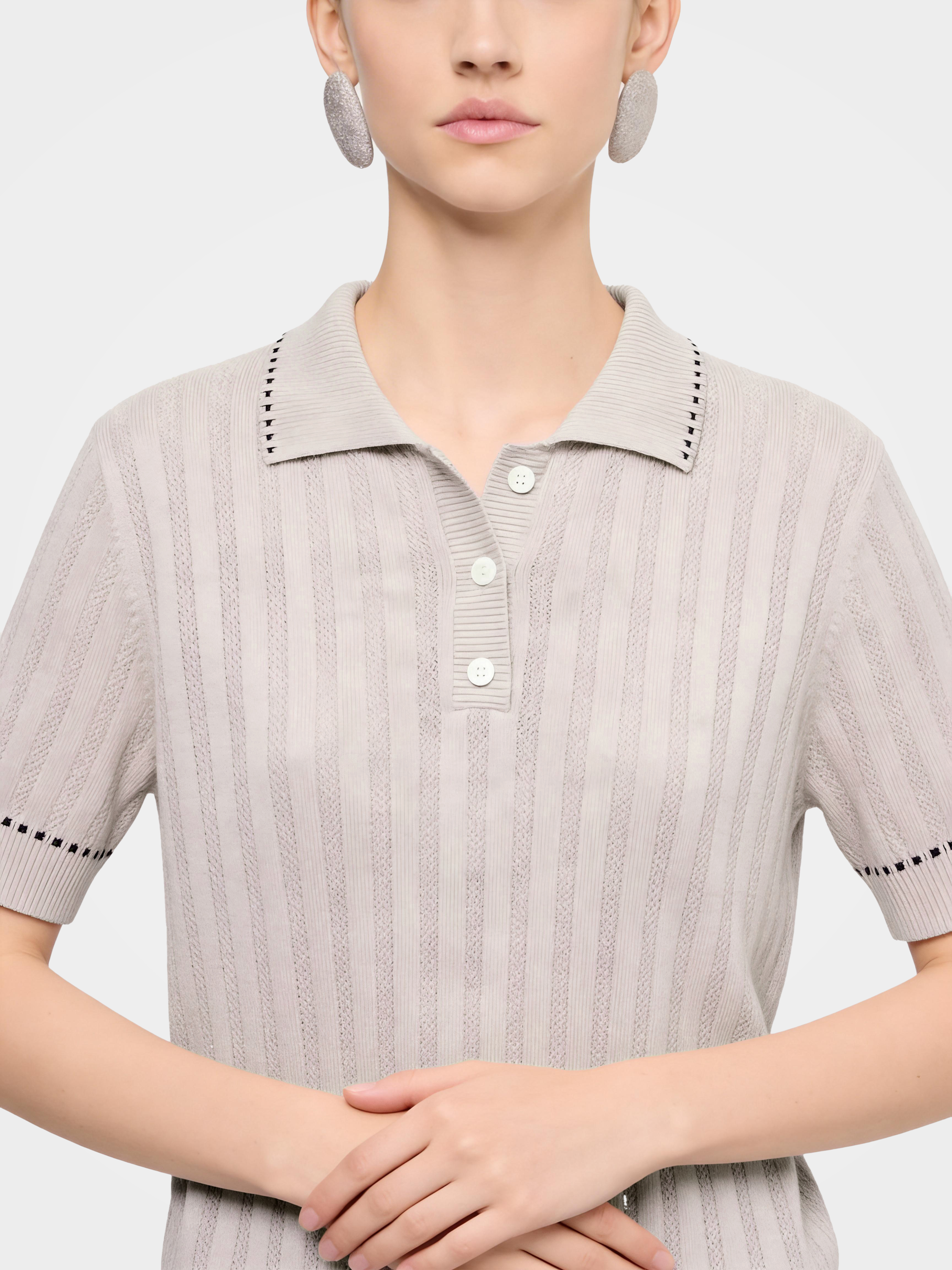 Lightweight Vertical Knit Short Sleeve Pullover
