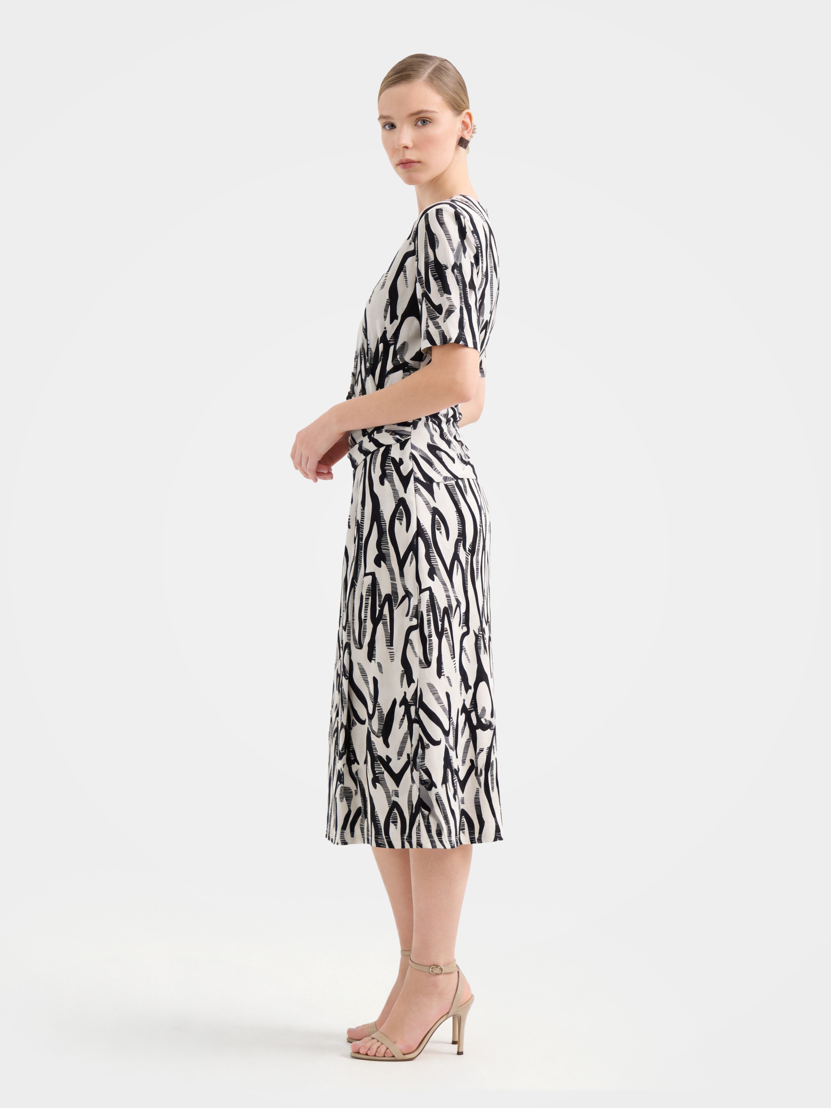 Luxury Mulberry Silk Printed Wrap Midi Dress