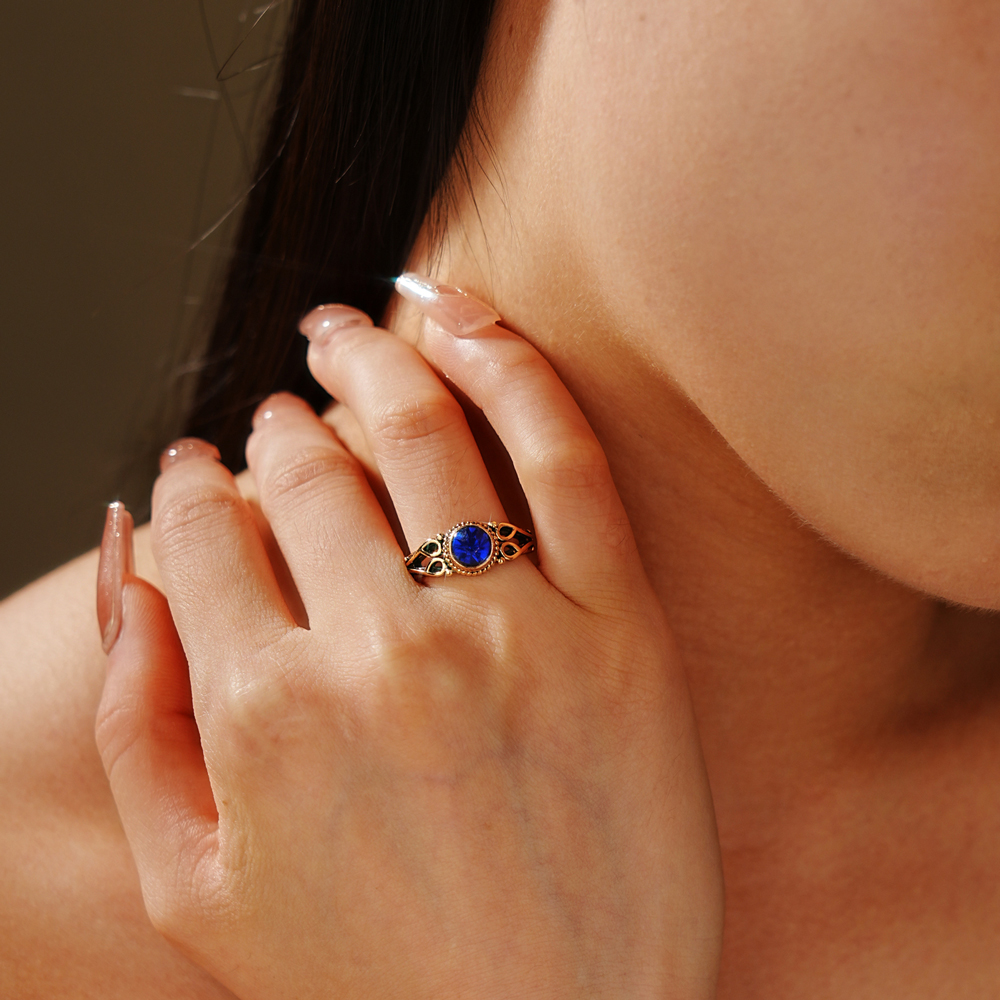 Round Birthstone Corroded Ring