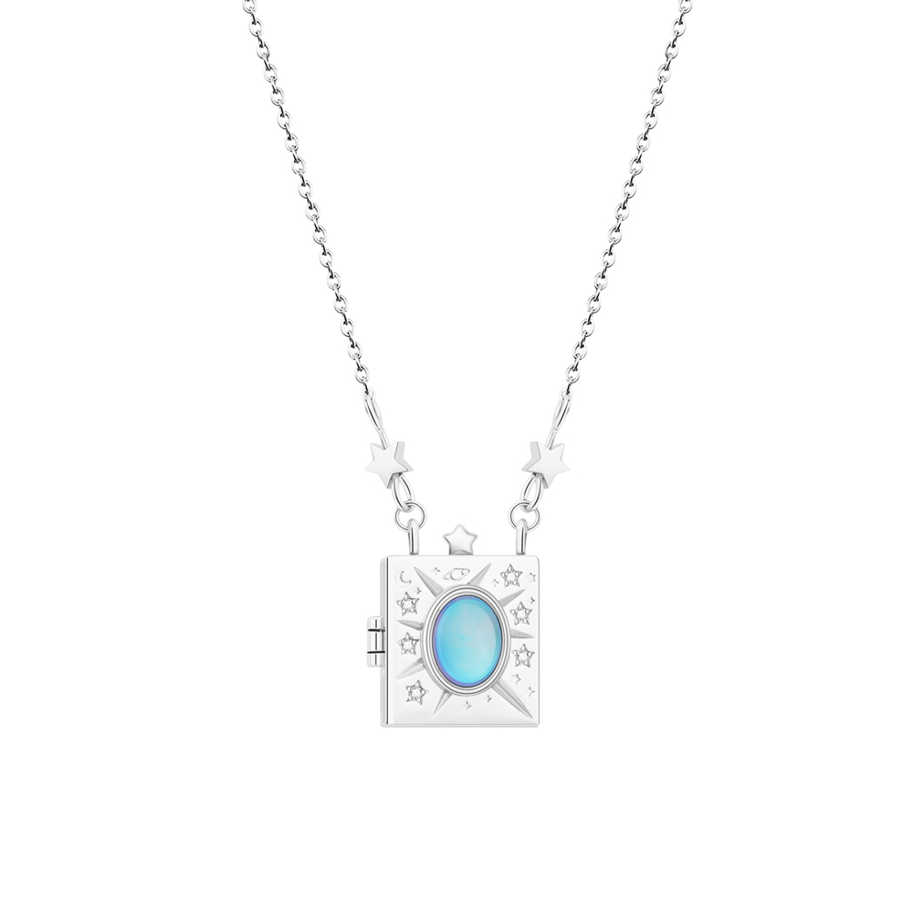 ✨ Diamond Photo Locket Necklace