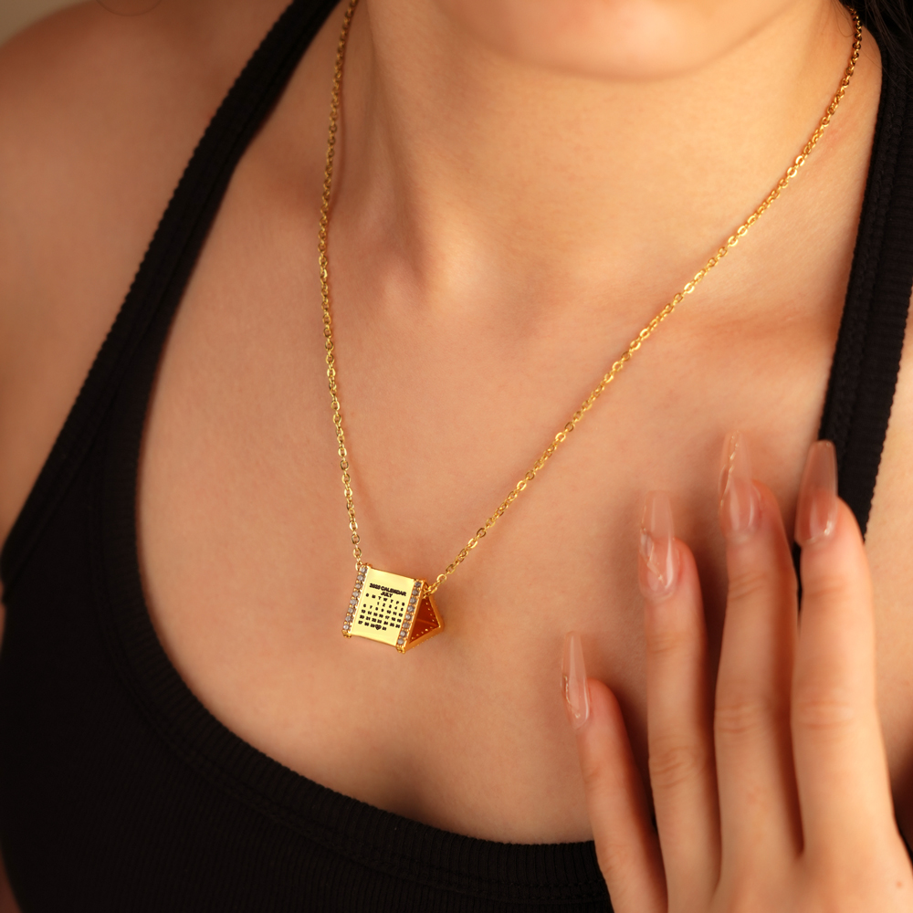 Wedding Anniversary - Column Necklace