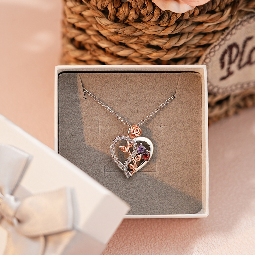 Heart-shaped birthstone rose necklace