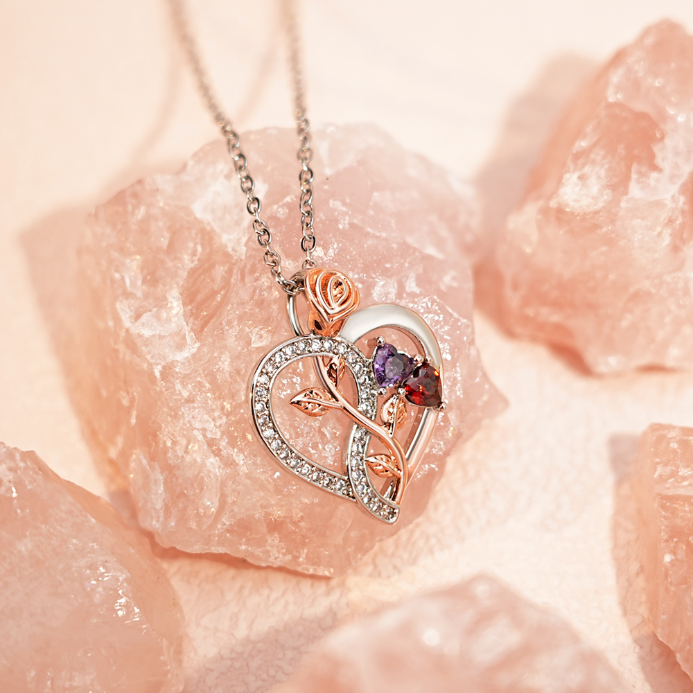 Heart-shaped birthstone rose necklace