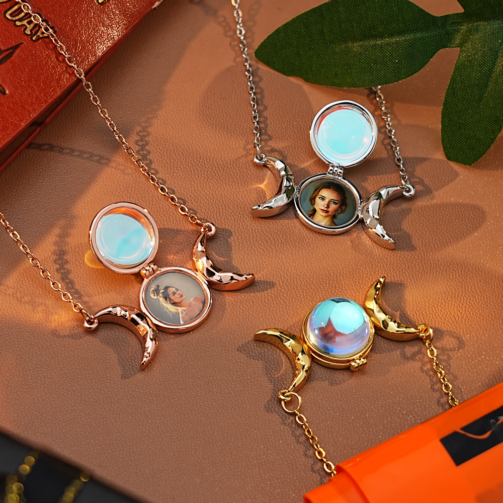 🌙 Triple Moon Goddess Moonstone Necklace