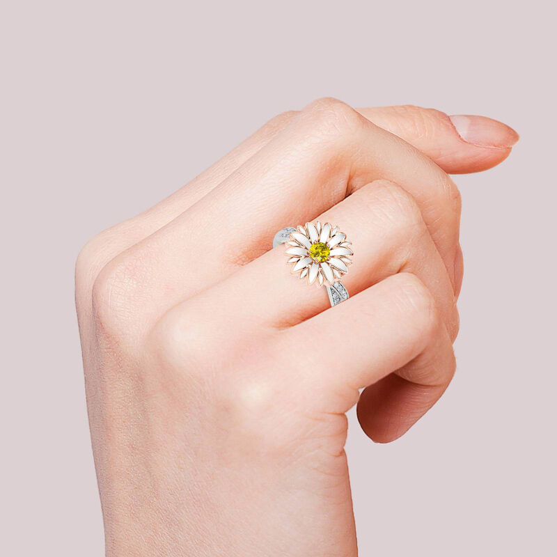 "Cheerfulness" Daisy Flower Sterling Silver Rotating Ring