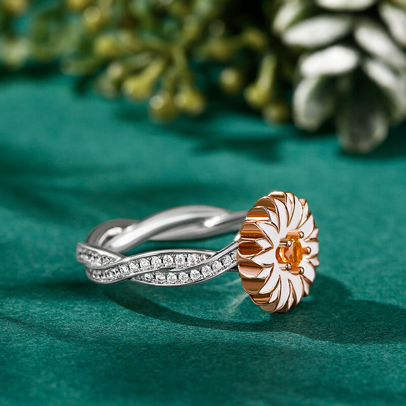 "Cheerfulness" Daisy Flower Sterling Silver Rotating Ring