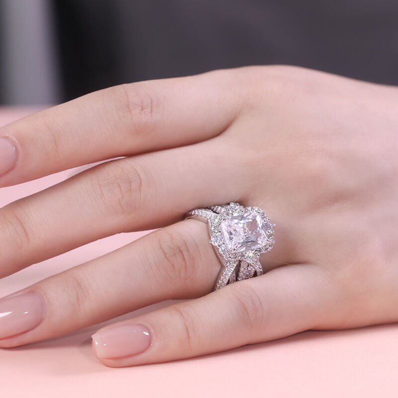 Interchangeable Halo Engagement Ring Set