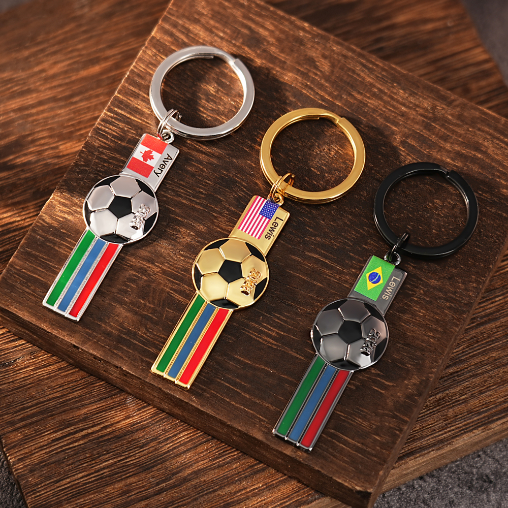 Football fan gift 🎁 Personalized football necklace/keychain/brooch to celebrate the World Cup co-hosted by the US, Canada, and Mexico.