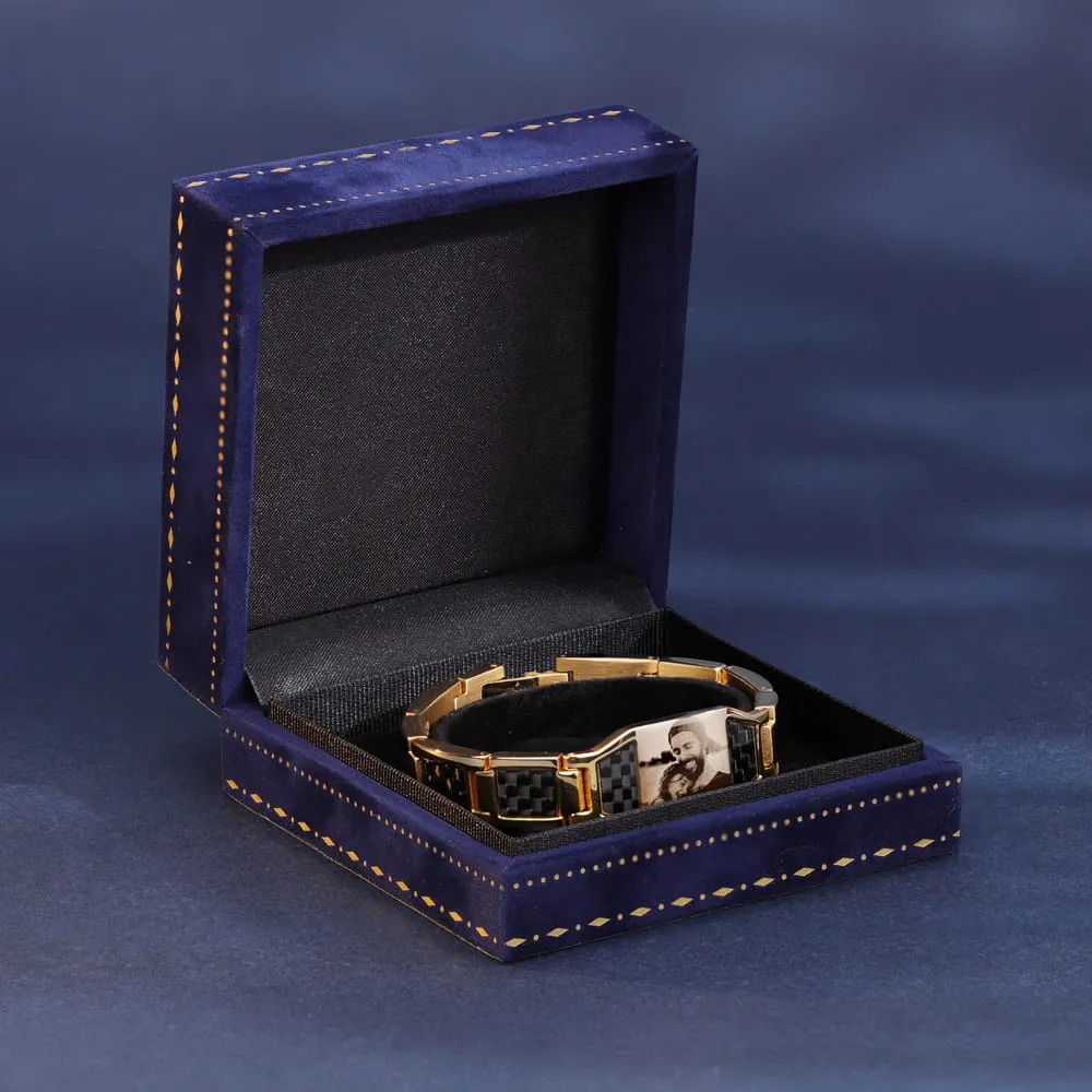 Father's Day🎁 Customizable Titanium Steel Carbon Fiber Photo Bracelet