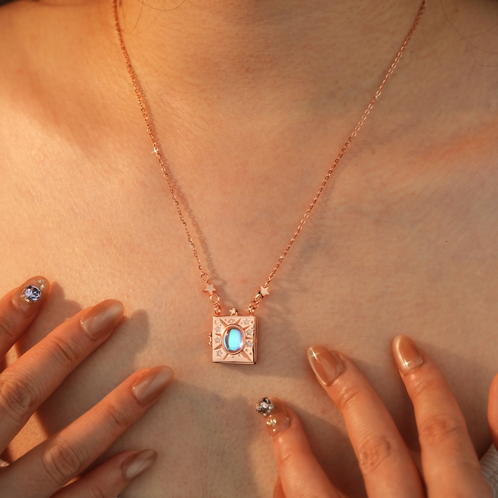 ✨ Diamond Photo Locket Necklace