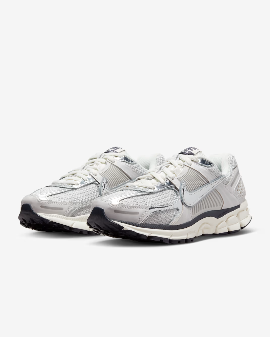 Nithtke Zoom Vomero 5 Photon Dust Metallic Silver