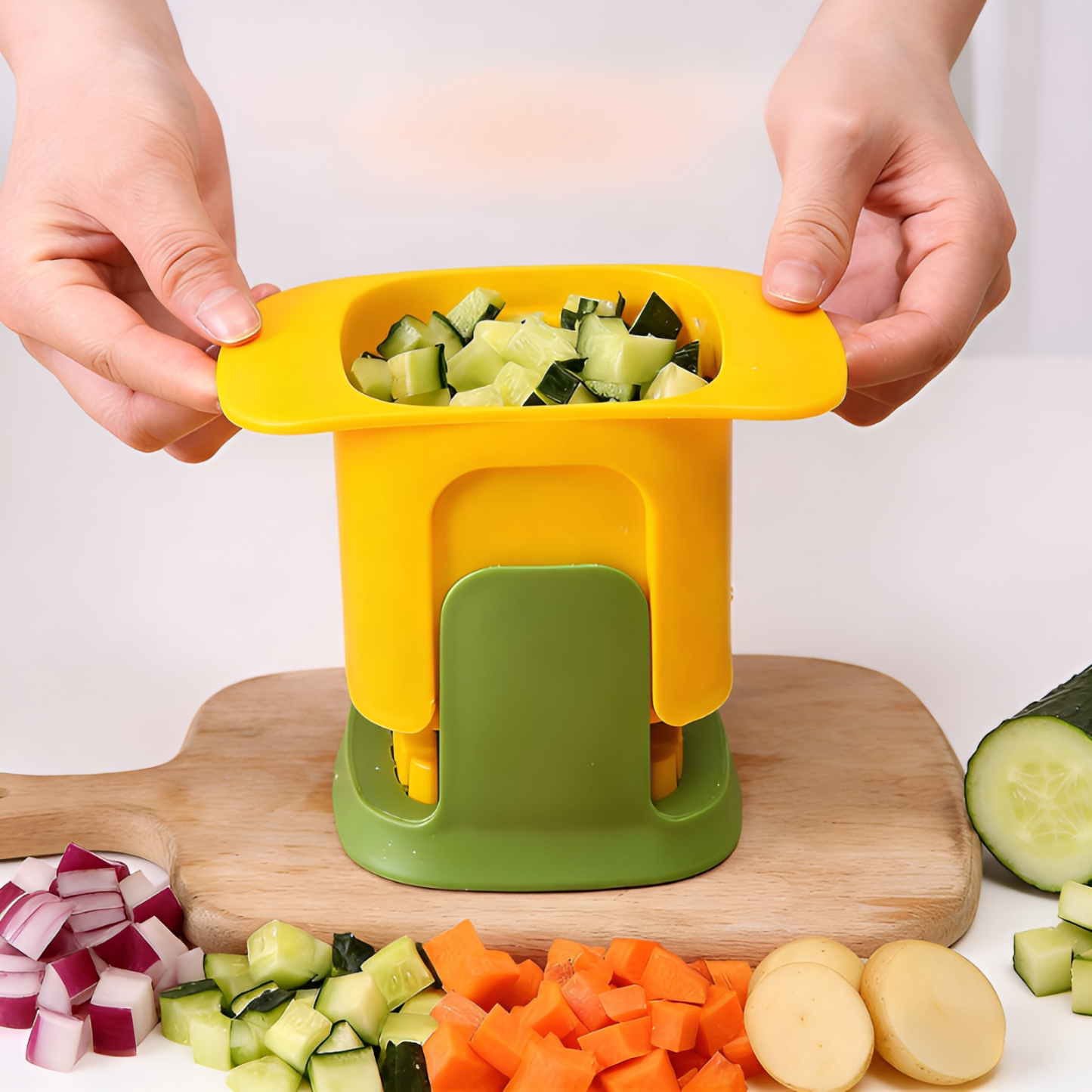 Multifunctional kitchen vegetable dicer