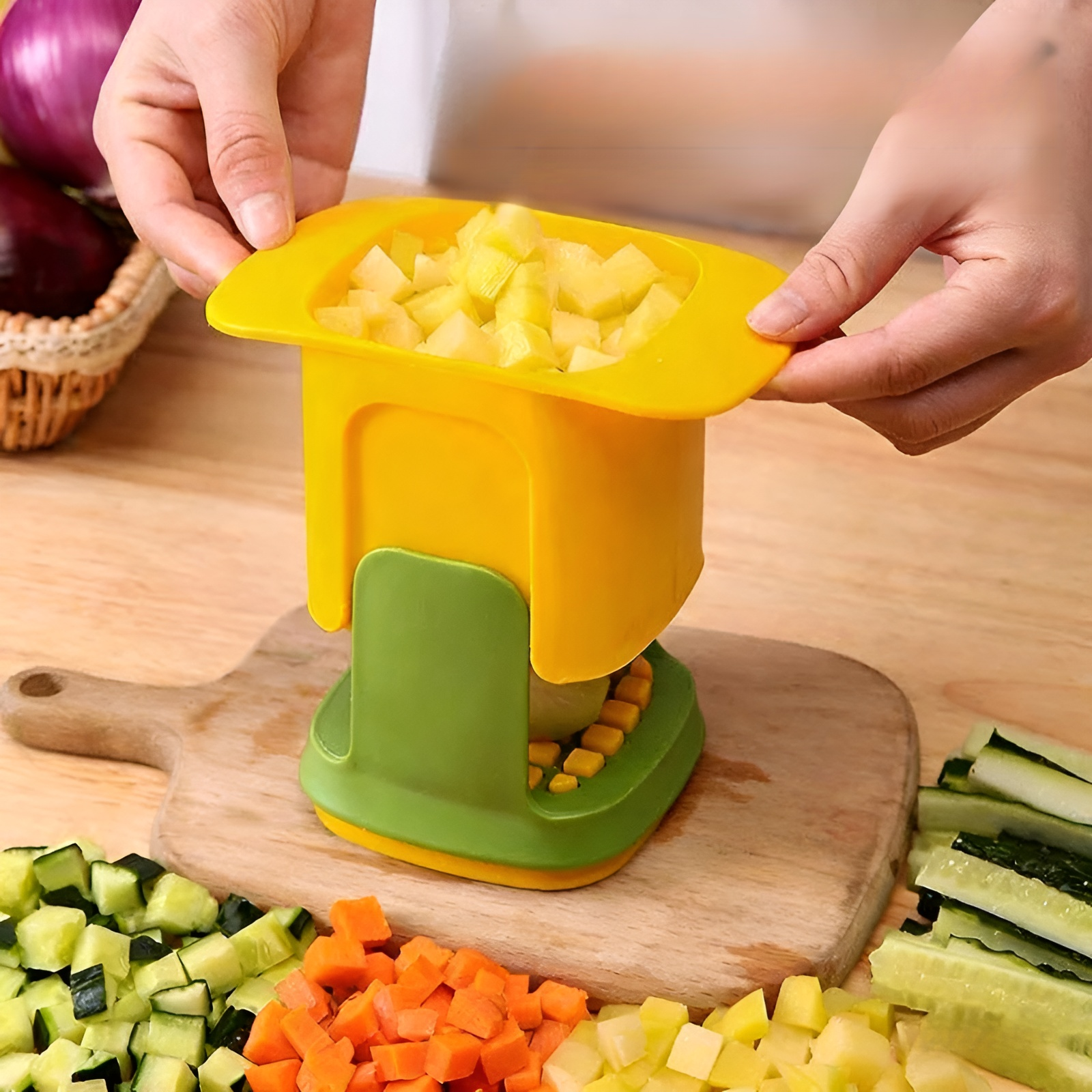 Multifunctional kitchen vegetable dicer