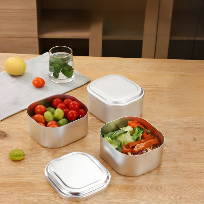 Square all-aluminum lunch box with handle