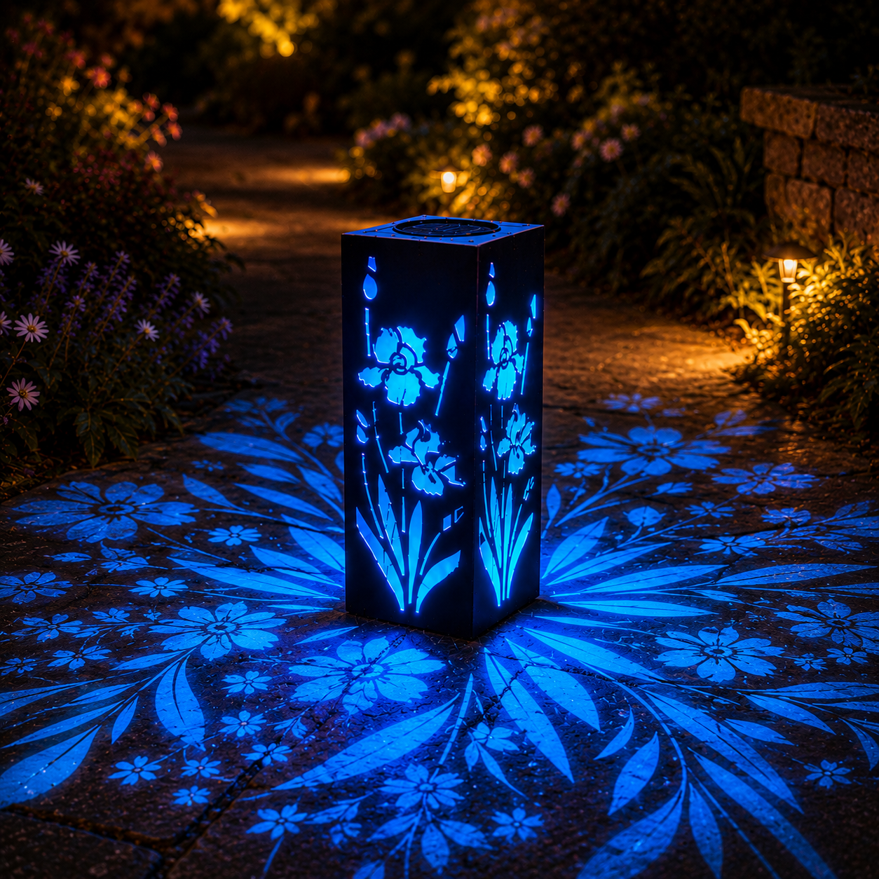 Solar Garden Lights, Hollow Pattern Projection, Solar Powered Garden Pathway Lights for Yard, Patio, Porch, Walkway Decor