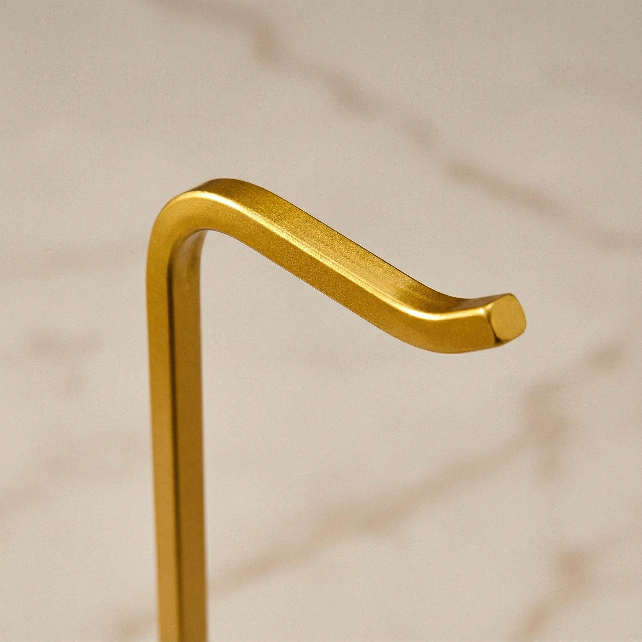 Aurelia Modular Display Stand