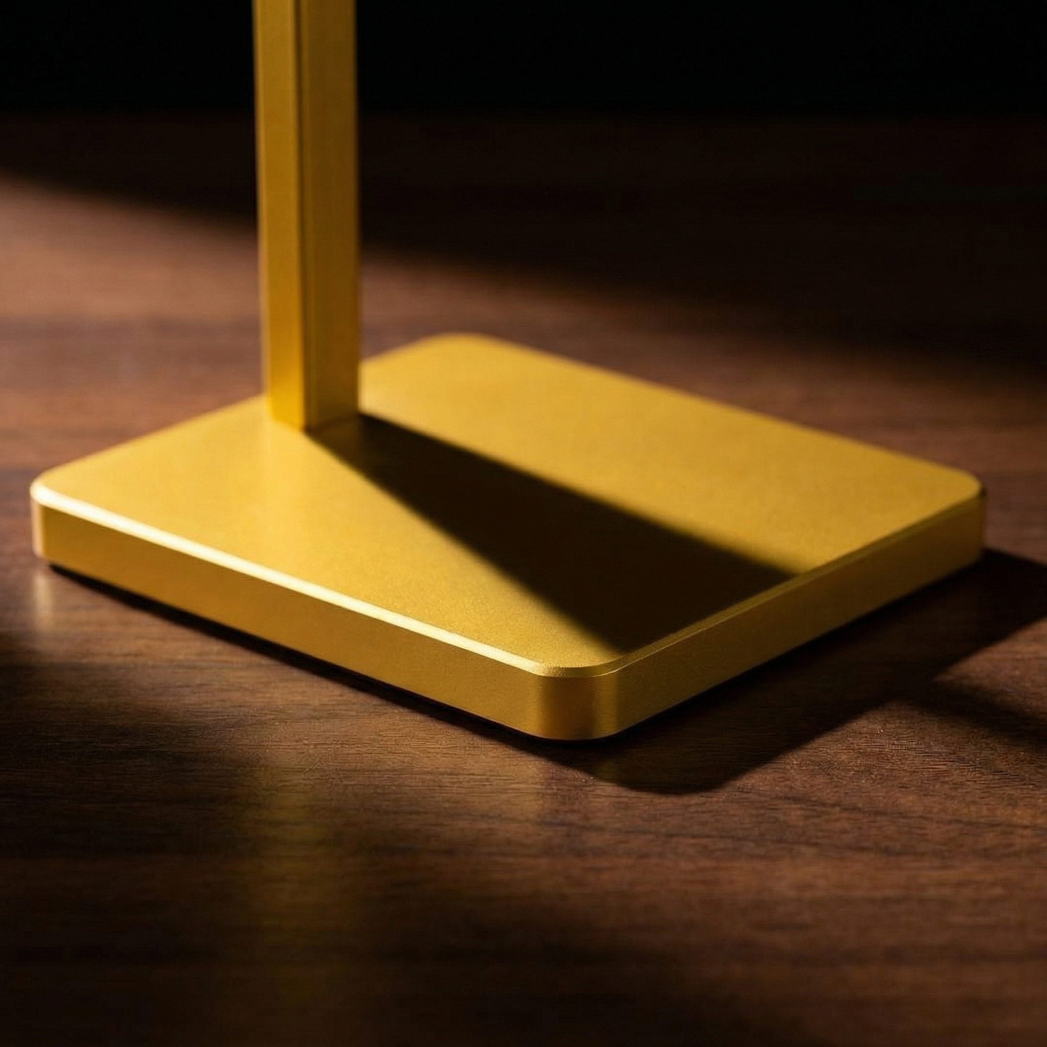 Aurelia Modular Display Stand