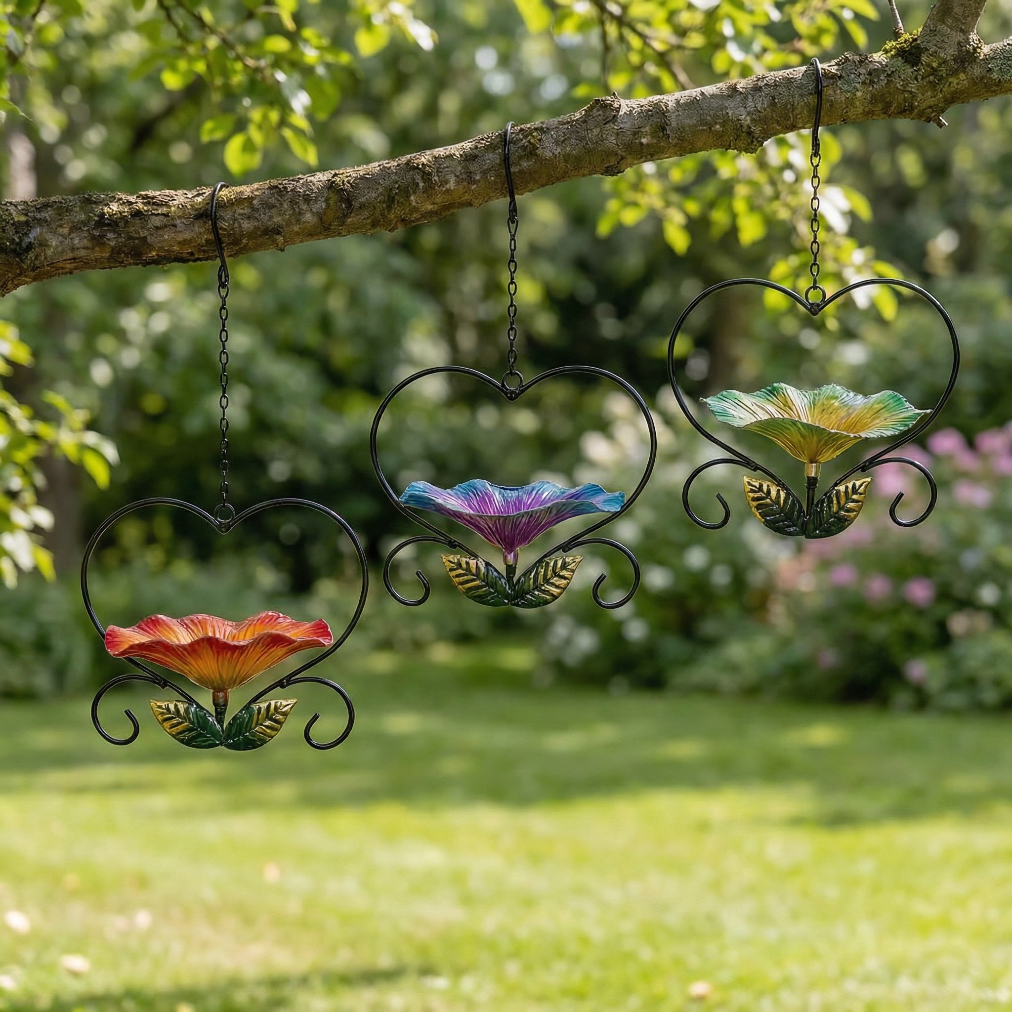 Heart-Shaped Flower Wrought Iron Bird Feeder