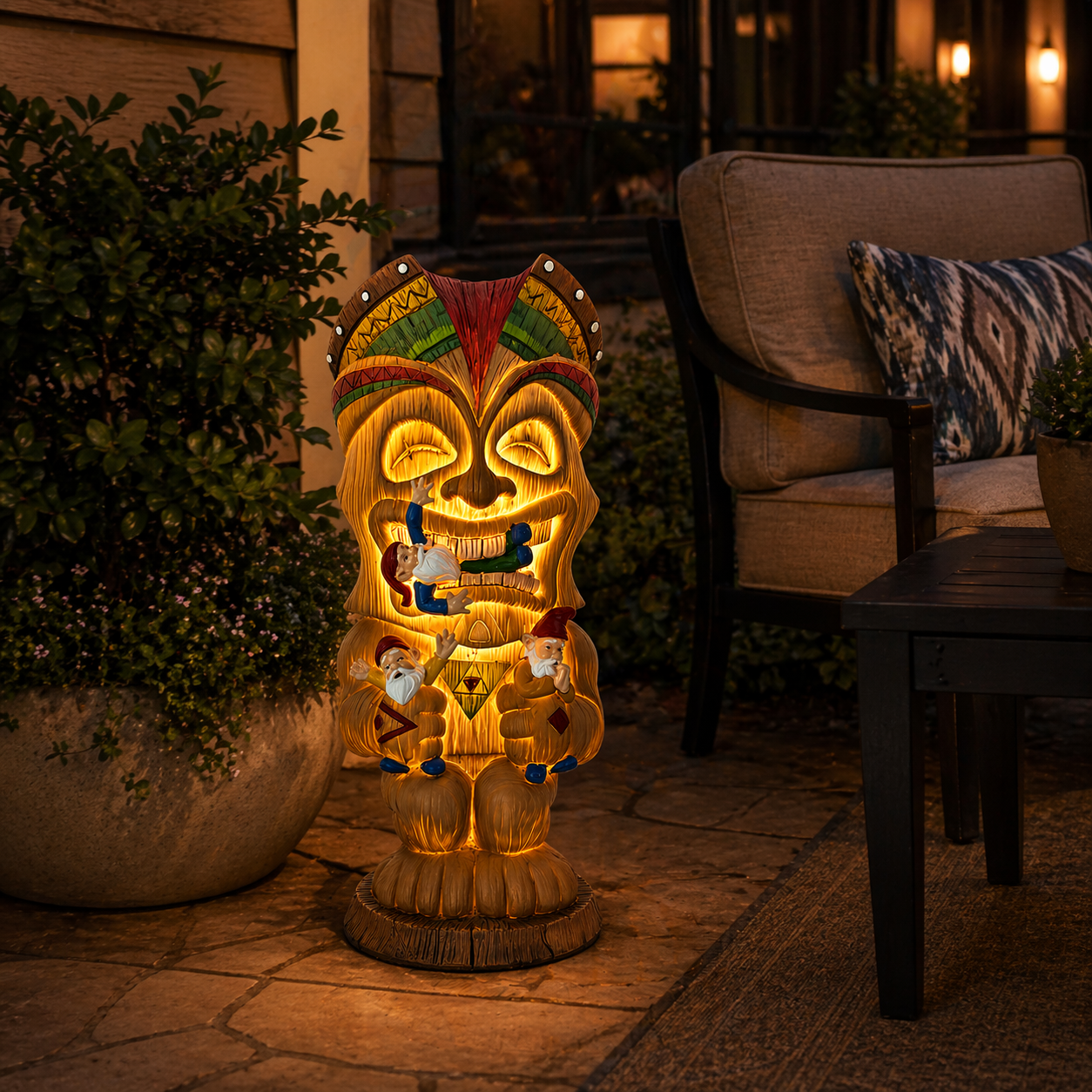 Solar-Powered Hawaiian Tiki Statue Light