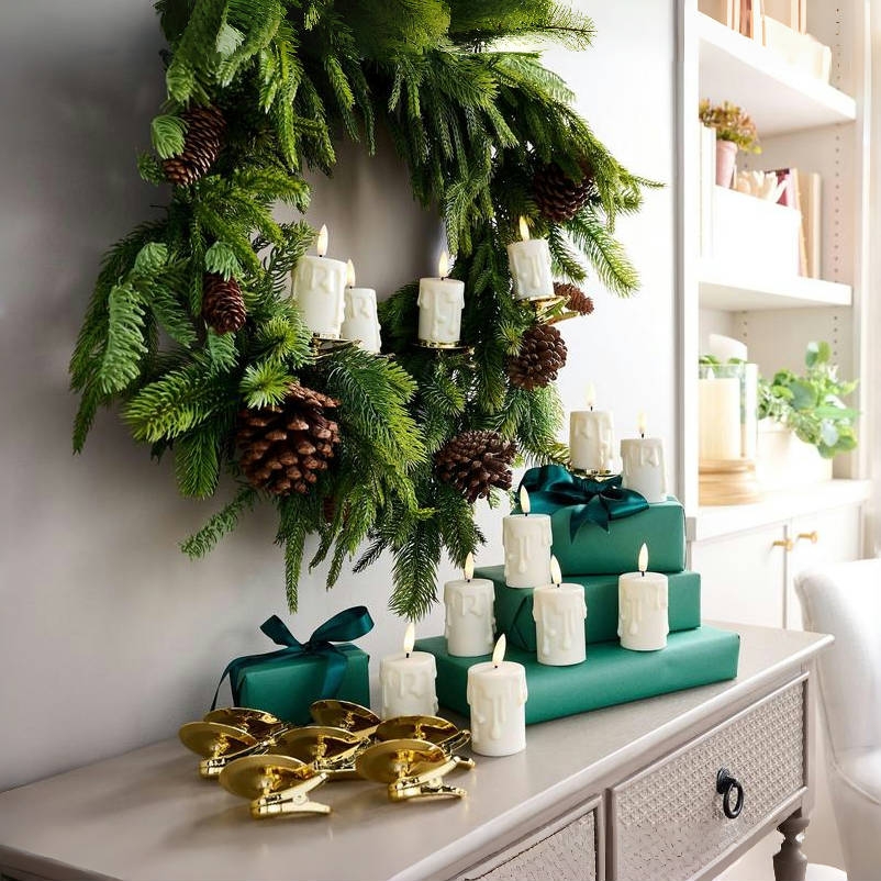 Set of 2 Clip-On Flameless Christmas Tree Candles With Timer