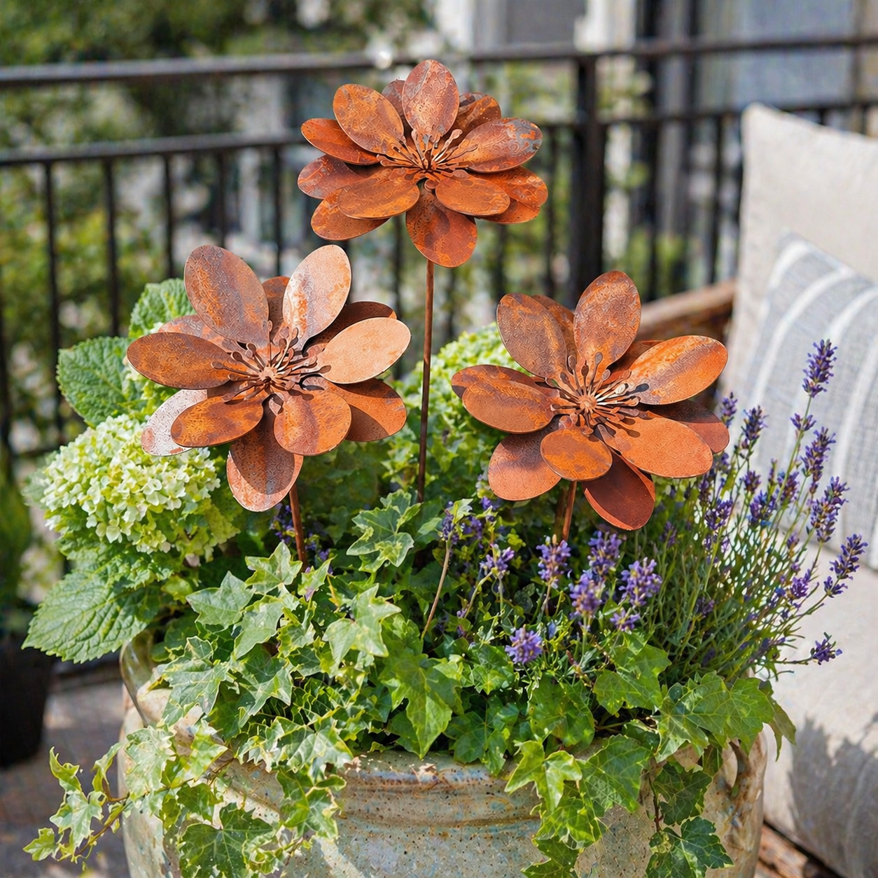 Rustic Metal Flower Garden Stake