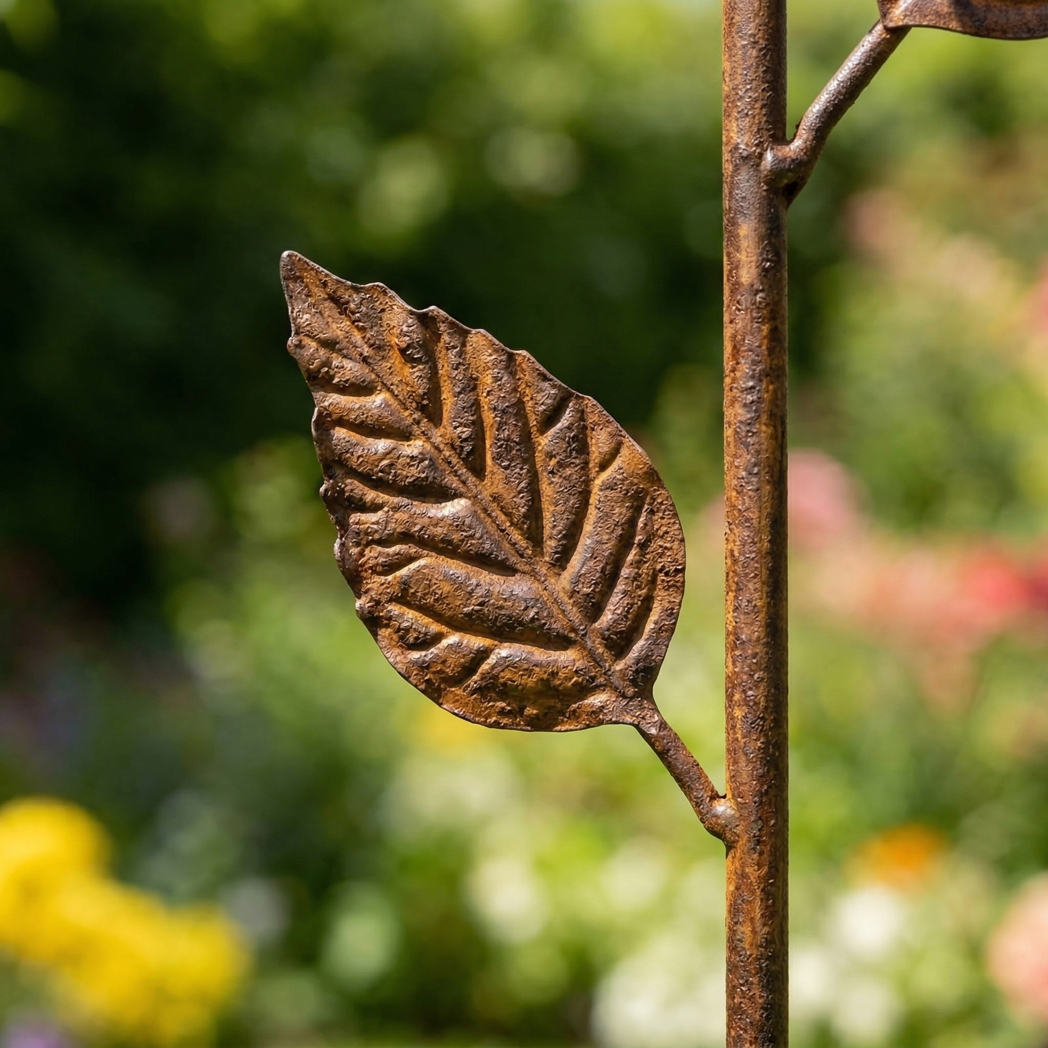 Rustic Metal Sunflower Garden Stake