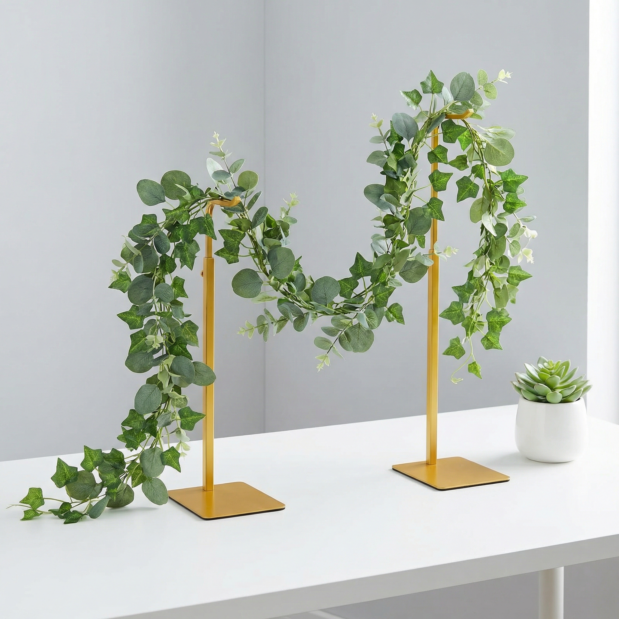 Aurelia Modular Display Stand