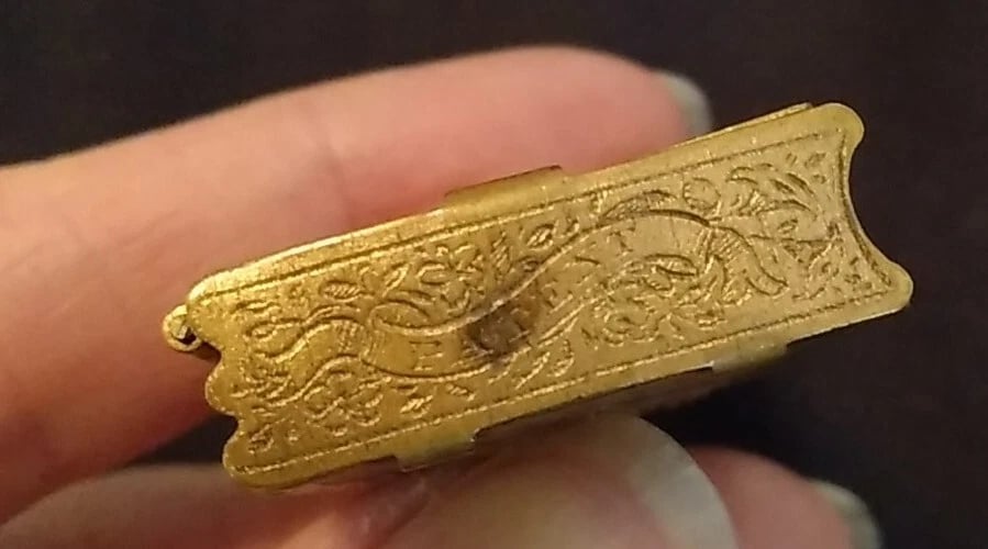 2026 Antique-Style Brass Folding Needle Book