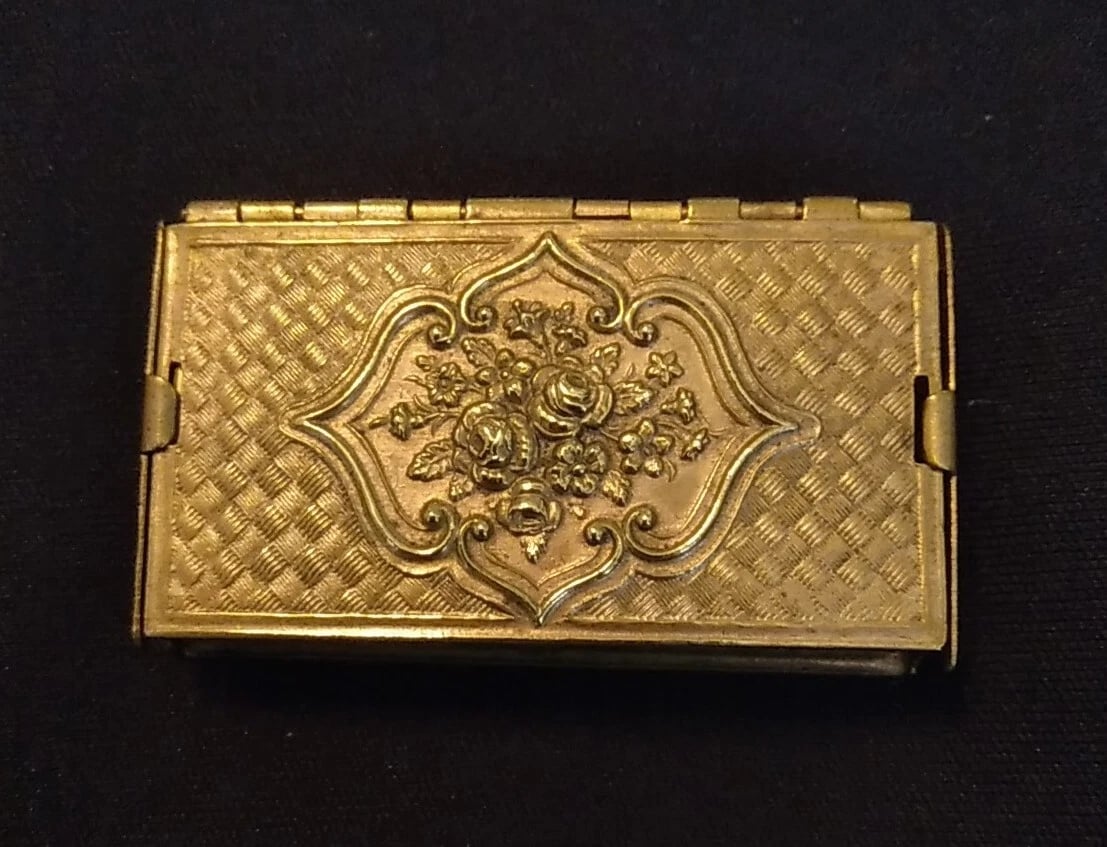 2026 Antique-Style Brass Folding Needle Book