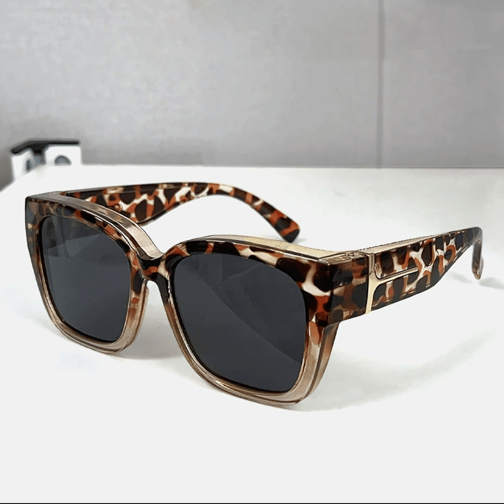 😎Fit Over Sunglasses – No More Switching Between Glasses & Shades