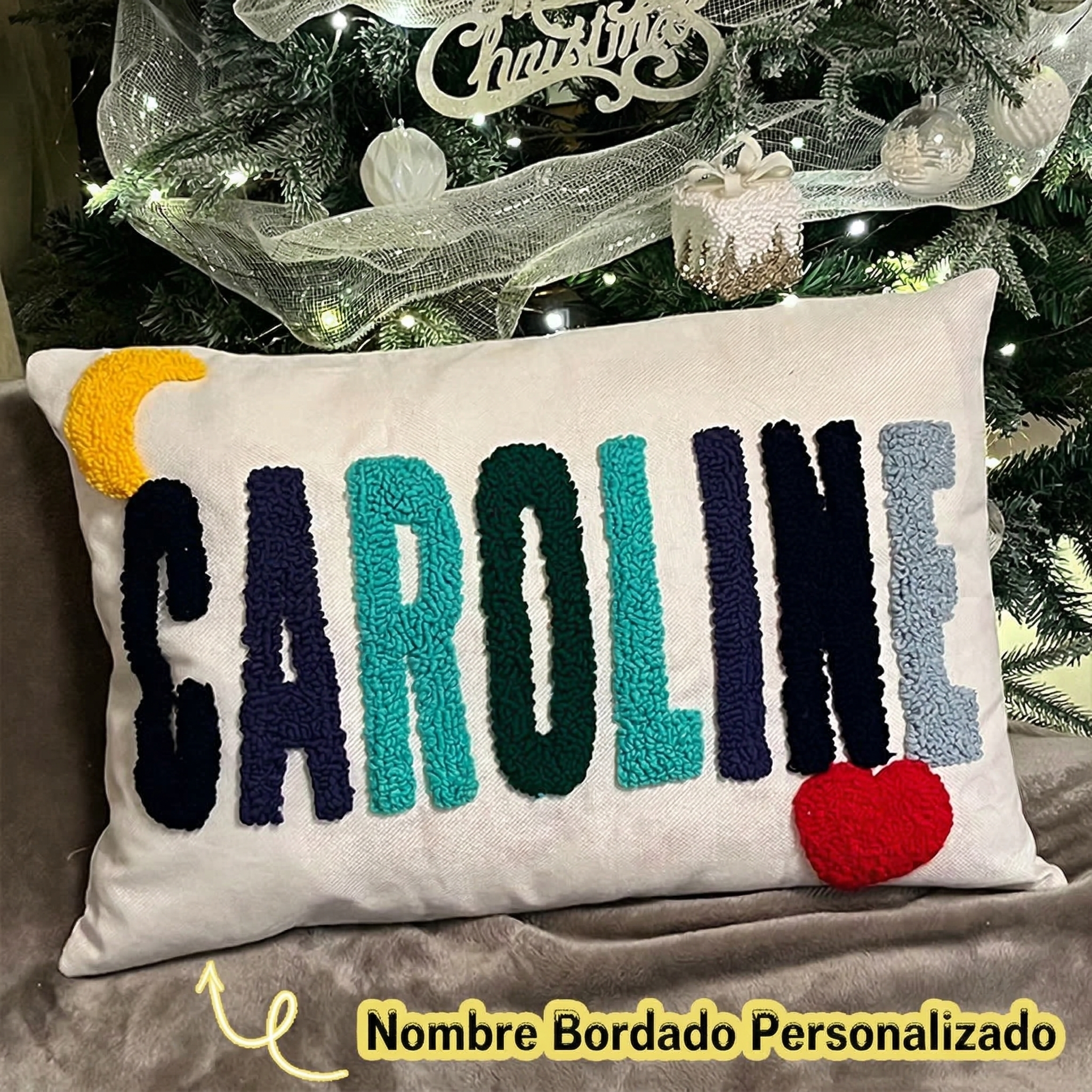 Almohada con Nombre Bordado a Mano Handtufted Terminada Cojín de Letras para Habitación de Bebé Niña Regalo de Navidad