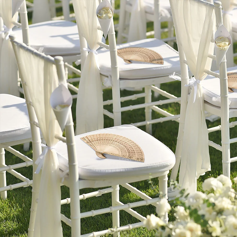 Abanicos Personalizados de Sándalo Grabados Set de 6 para Novia, Damas de Honor e Invitados