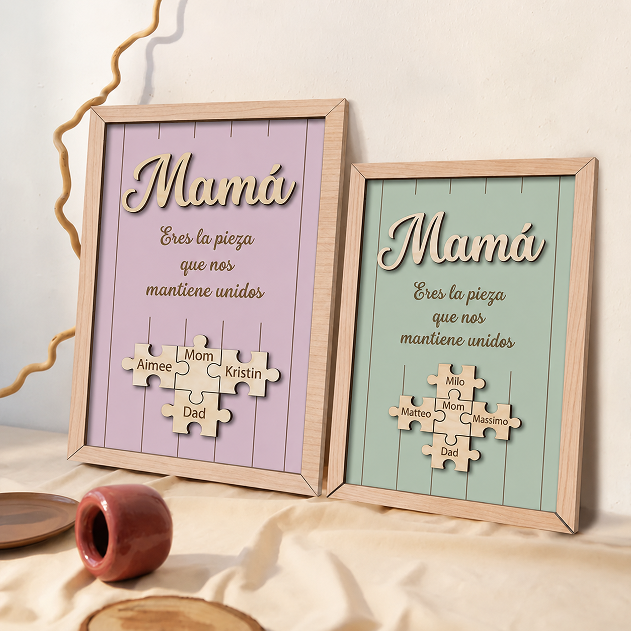 Cuadro Puzzle con Marco de Madera Personalizado Eres la Pieza que Nos Mantiene Unidos Regalo para Mamá Colores y Nombres Grabados